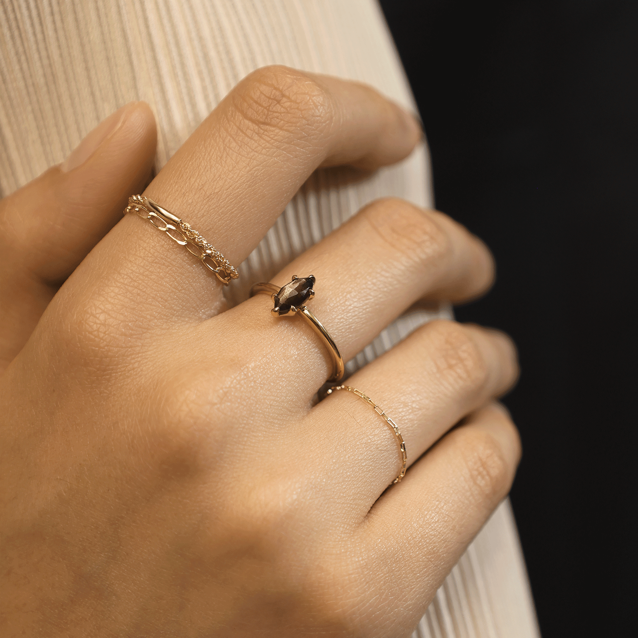 BEATTI Ring 01 _ Gemstone Ring 01 _ Gemstone Ring