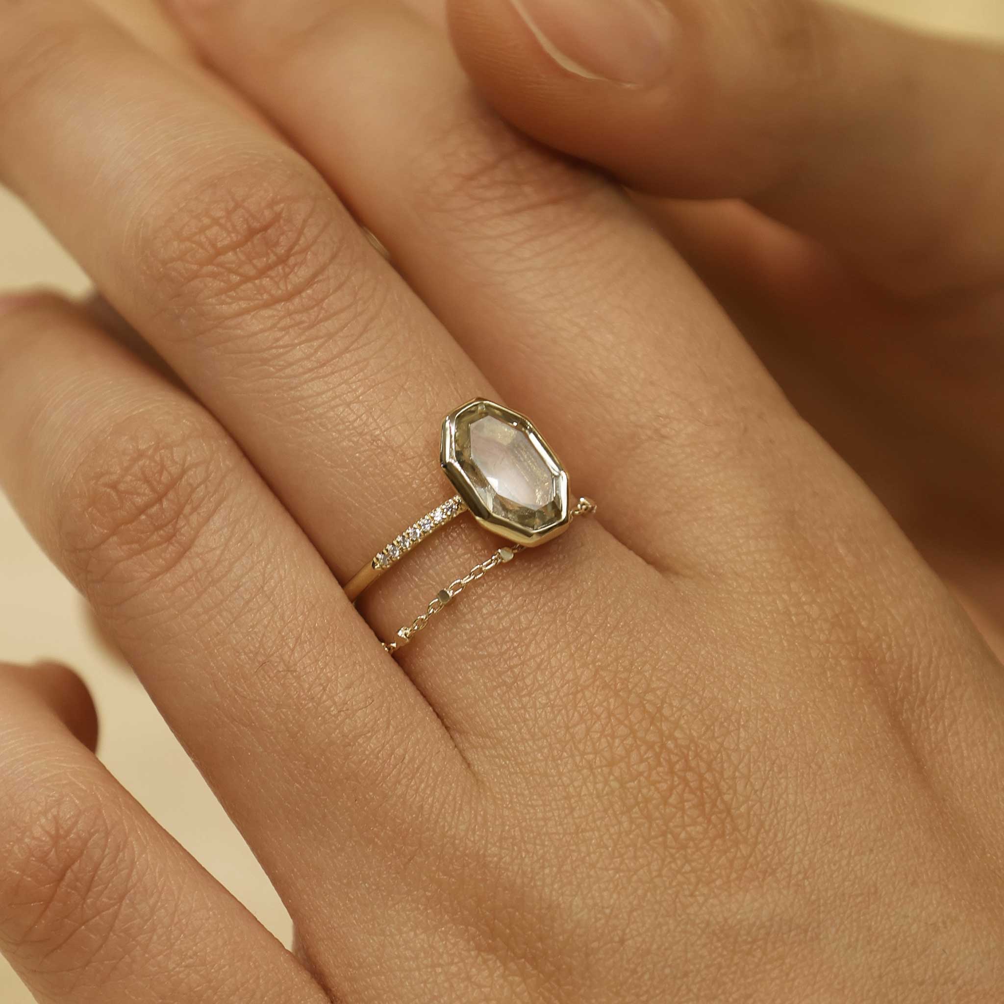 BEATTI Ring Sq • 14K Gold Chain Ring Sq • 14K Gold Chain Ring