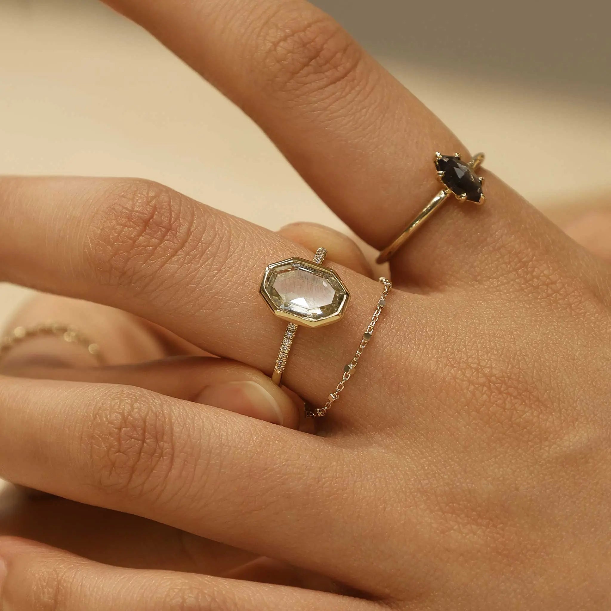 BEATTI Ring Sq • 14K Gold Chain Ring Sq • 14K Gold Chain Ring