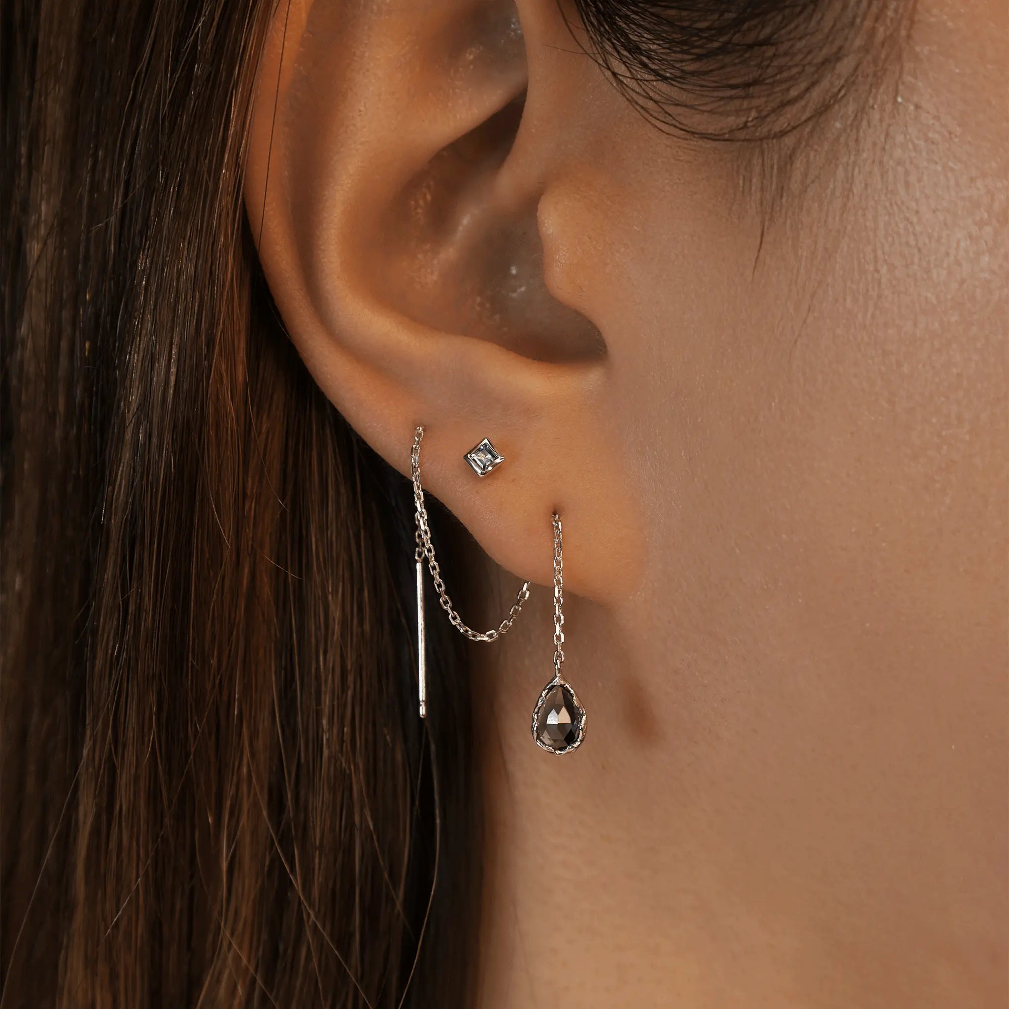 BEATTI Threaders BTE053 • Gemstone Organic Teardrop Threader BTE053 • Gemstone Organic Teardrop Threader