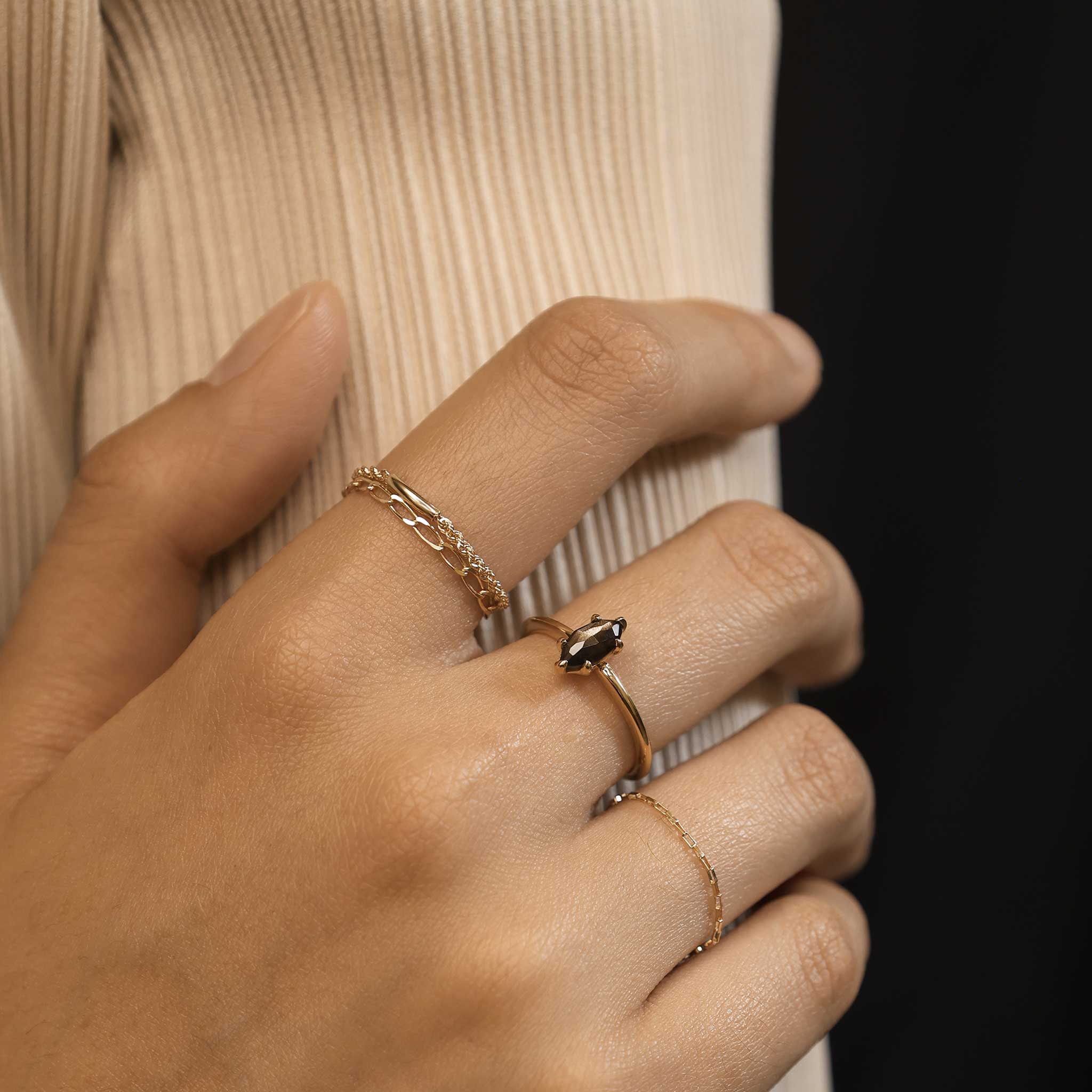 BEATTI Ring Twist Bar • 14K Gold Chain Ring Twist Bar • 14K Gold Chain Ring