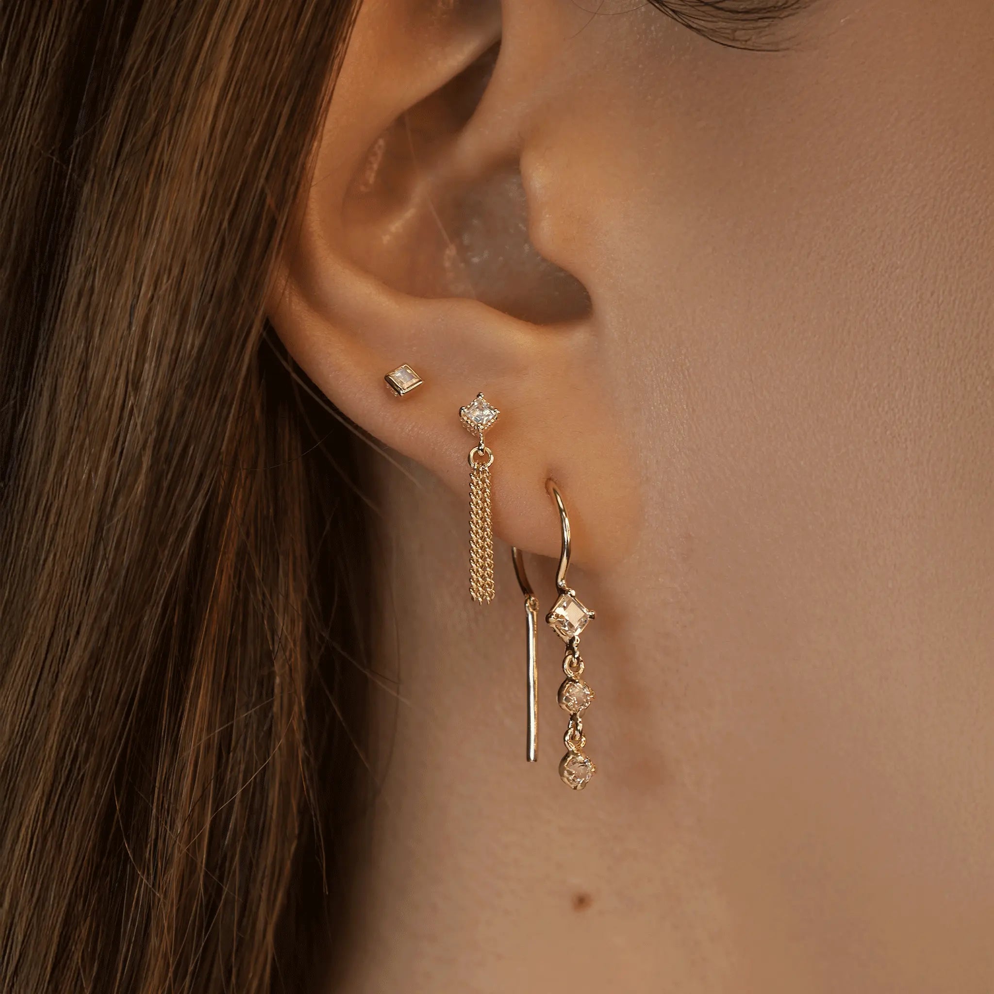 BEATTI Threaders BTE051 • Gemstone Threader Earrings BTE051 • Gemstone Threader Earrings