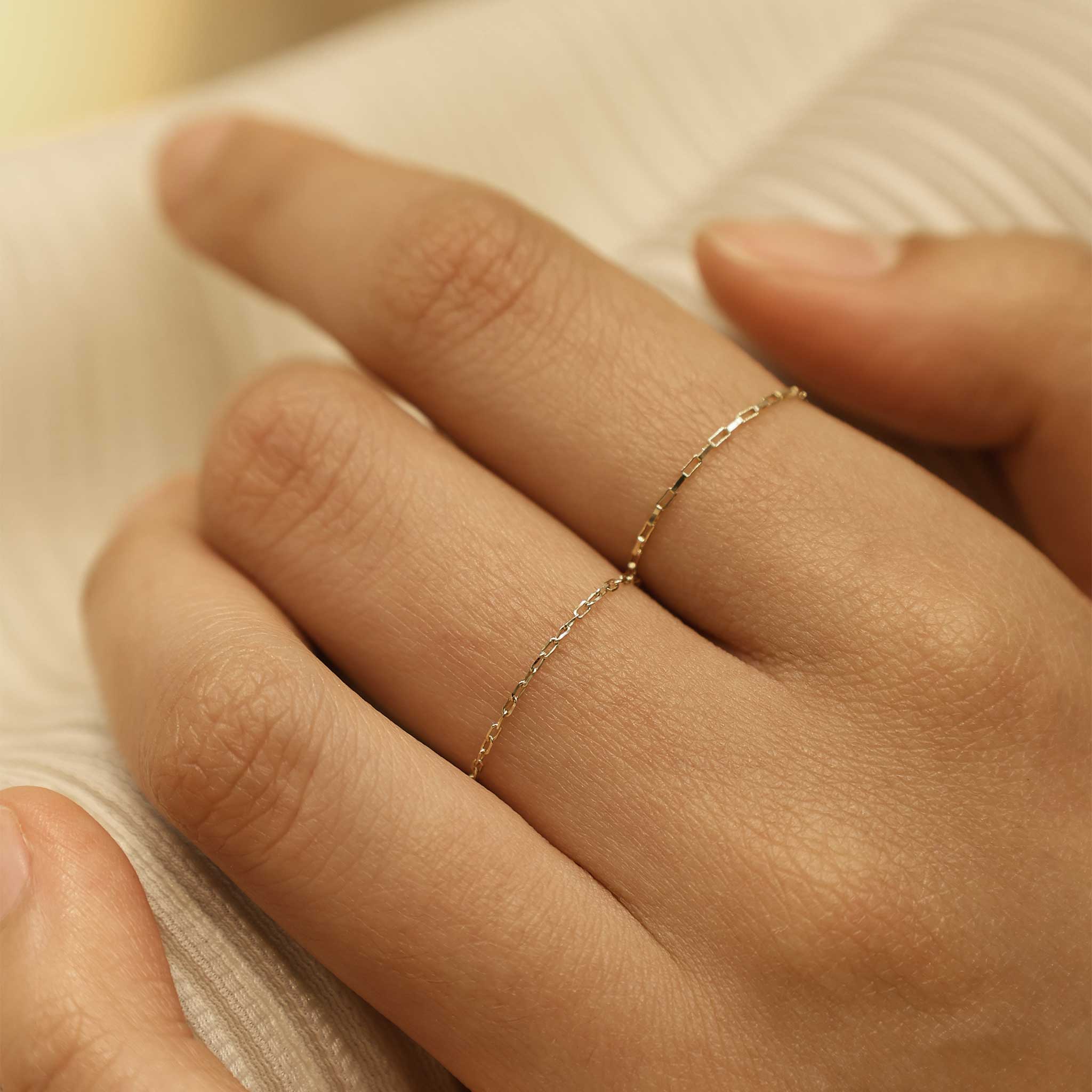 BEATTI Ring No.3 • 14K Gold Chain Ring No.3 • 14K Gold Chain Ring