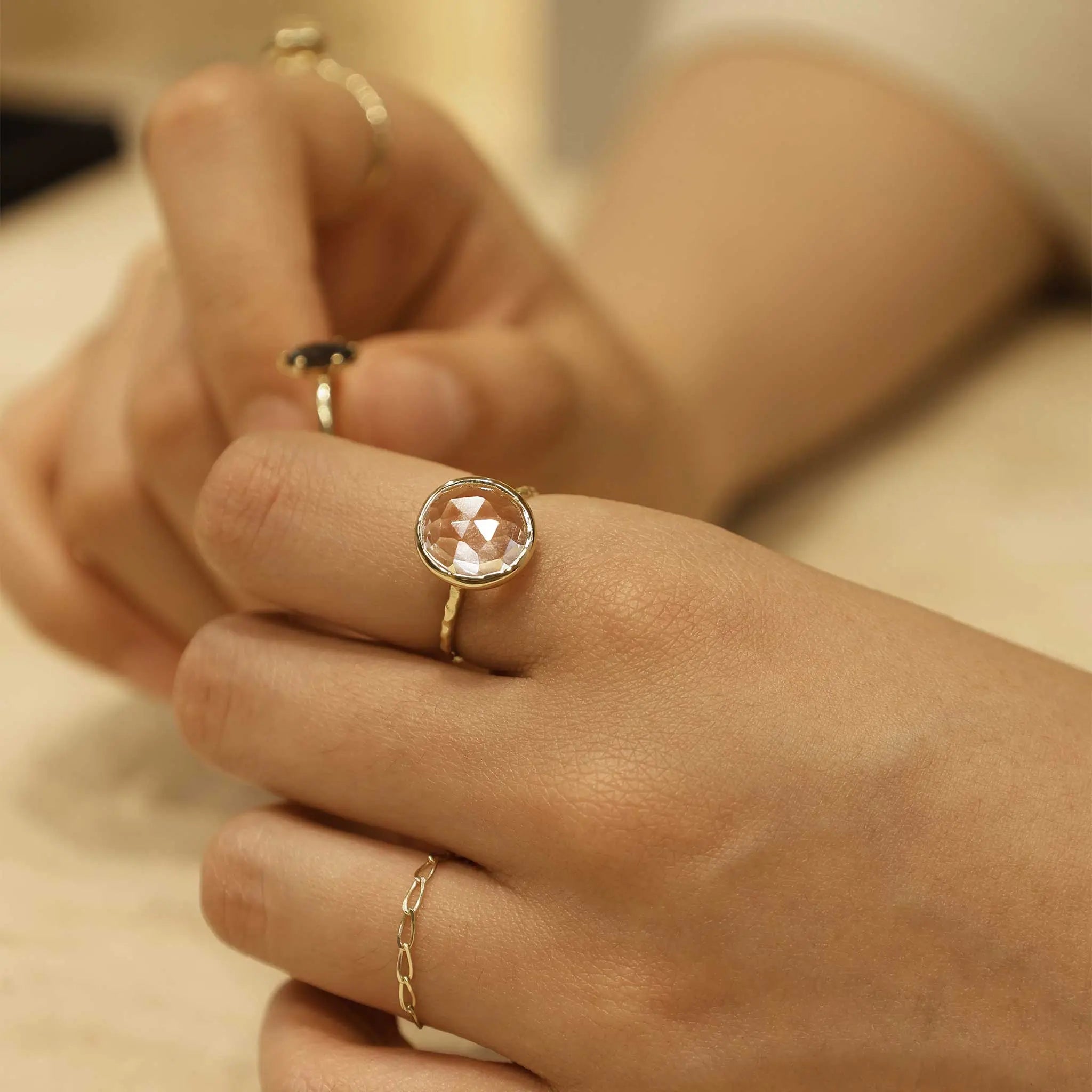 BEATTI Ring 02 _ Gemstone Ring 02 _ Gemstone Ring