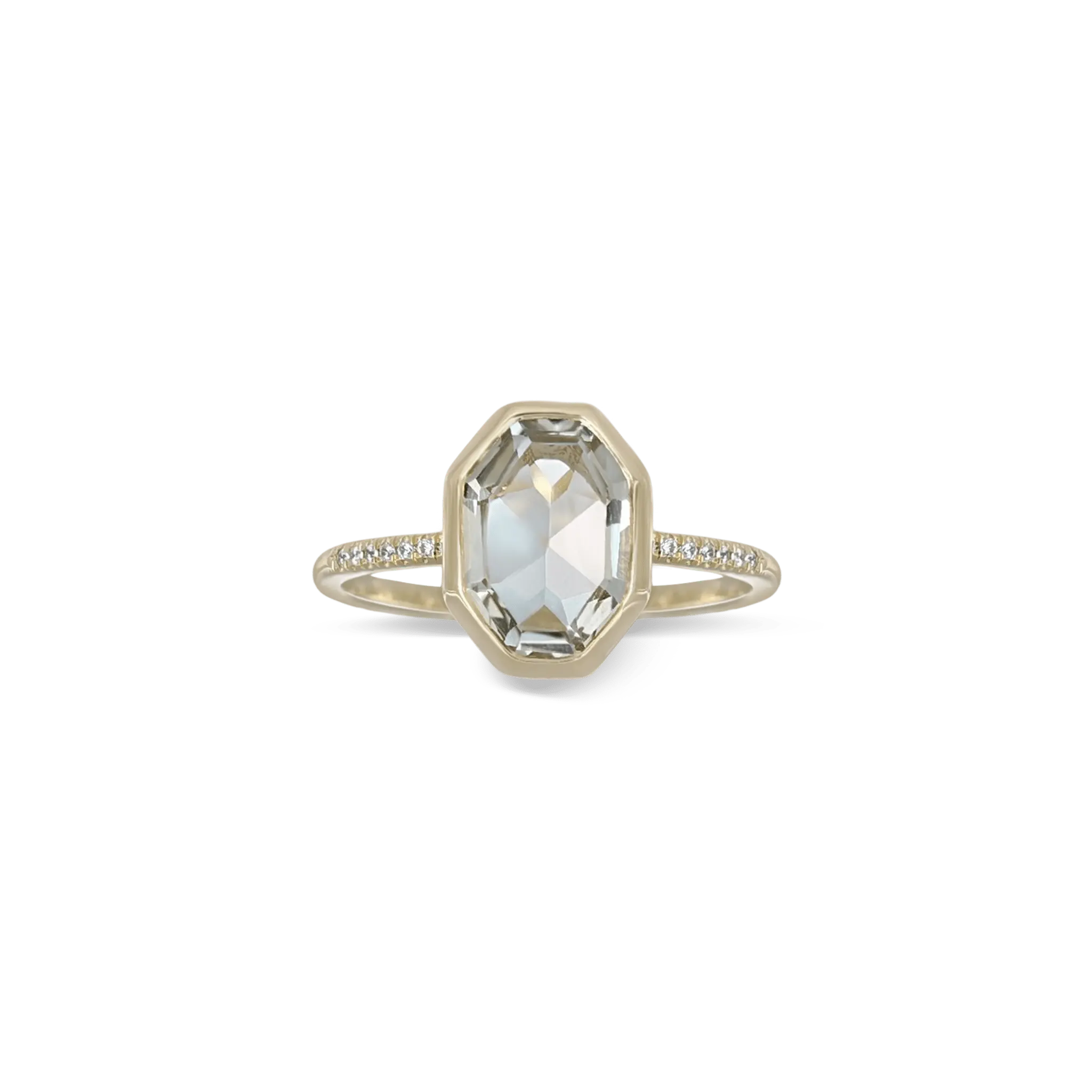 BEATTI Ring Amora • Emerald Cut Green Amethyst Ring Amora • Emerald Cut Green Amethyst Ring
