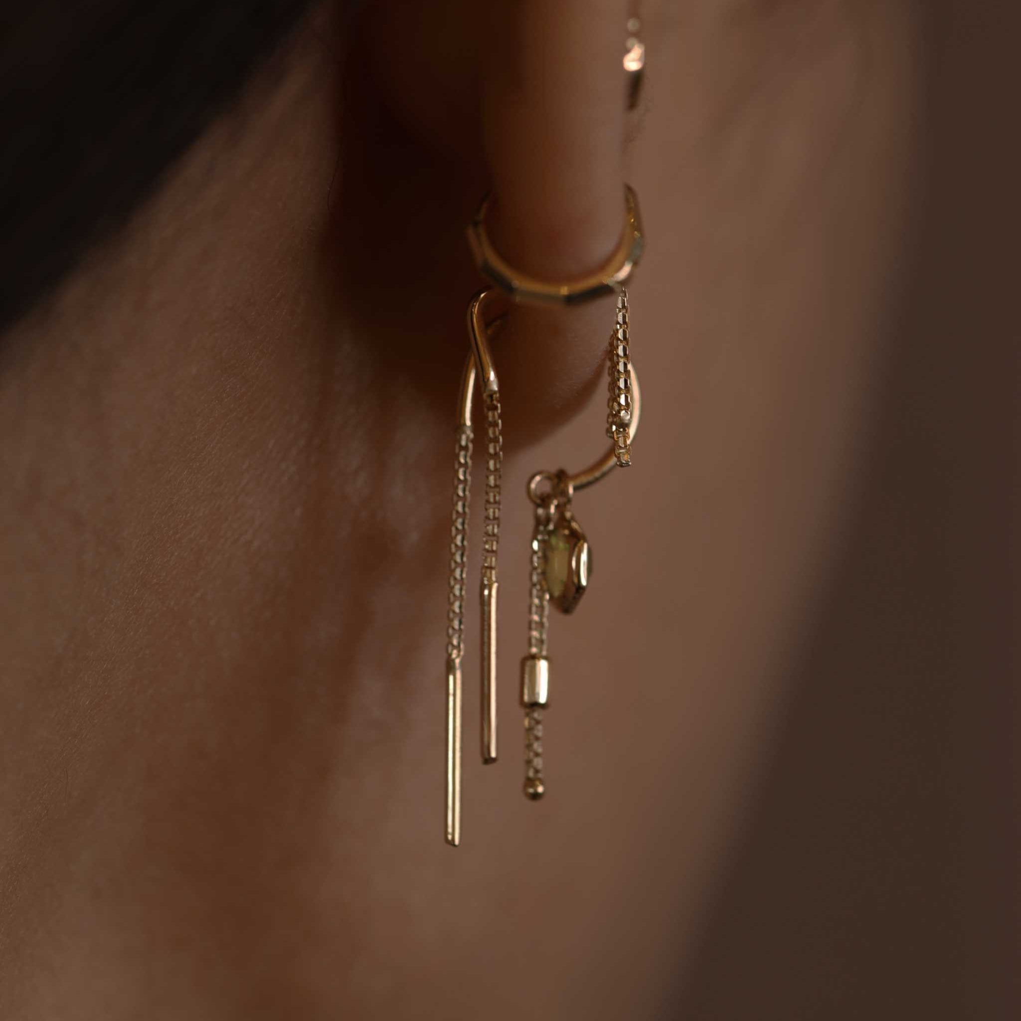 BEATTI Hoops Versa Chain Claw Hoop with Facet Barrel Versa Chain Claw Hoop with Facet Barrel