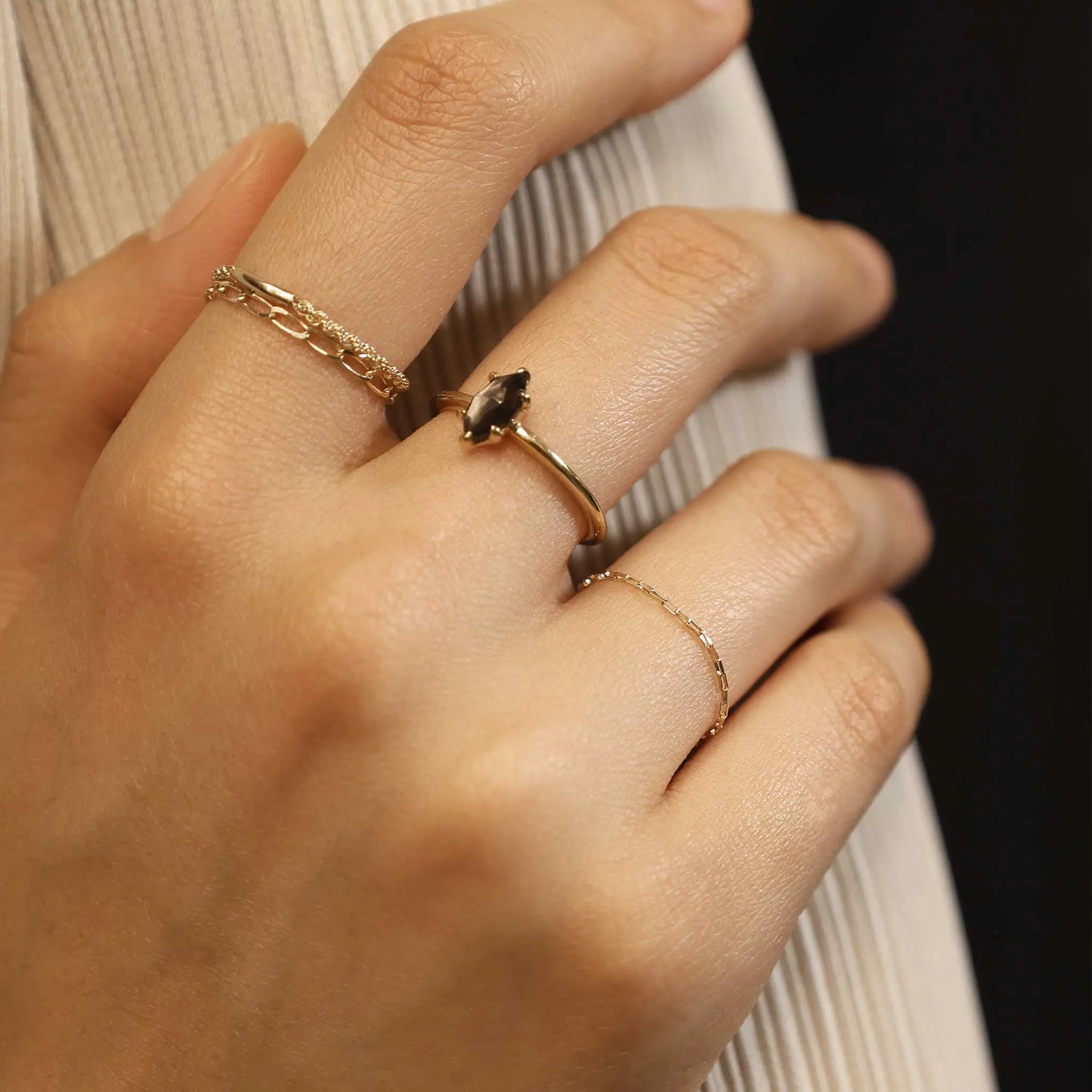 BEATTI Ring Venezia • 14K Gold Chain Ring Venezia • 14K Gold Chain Ring