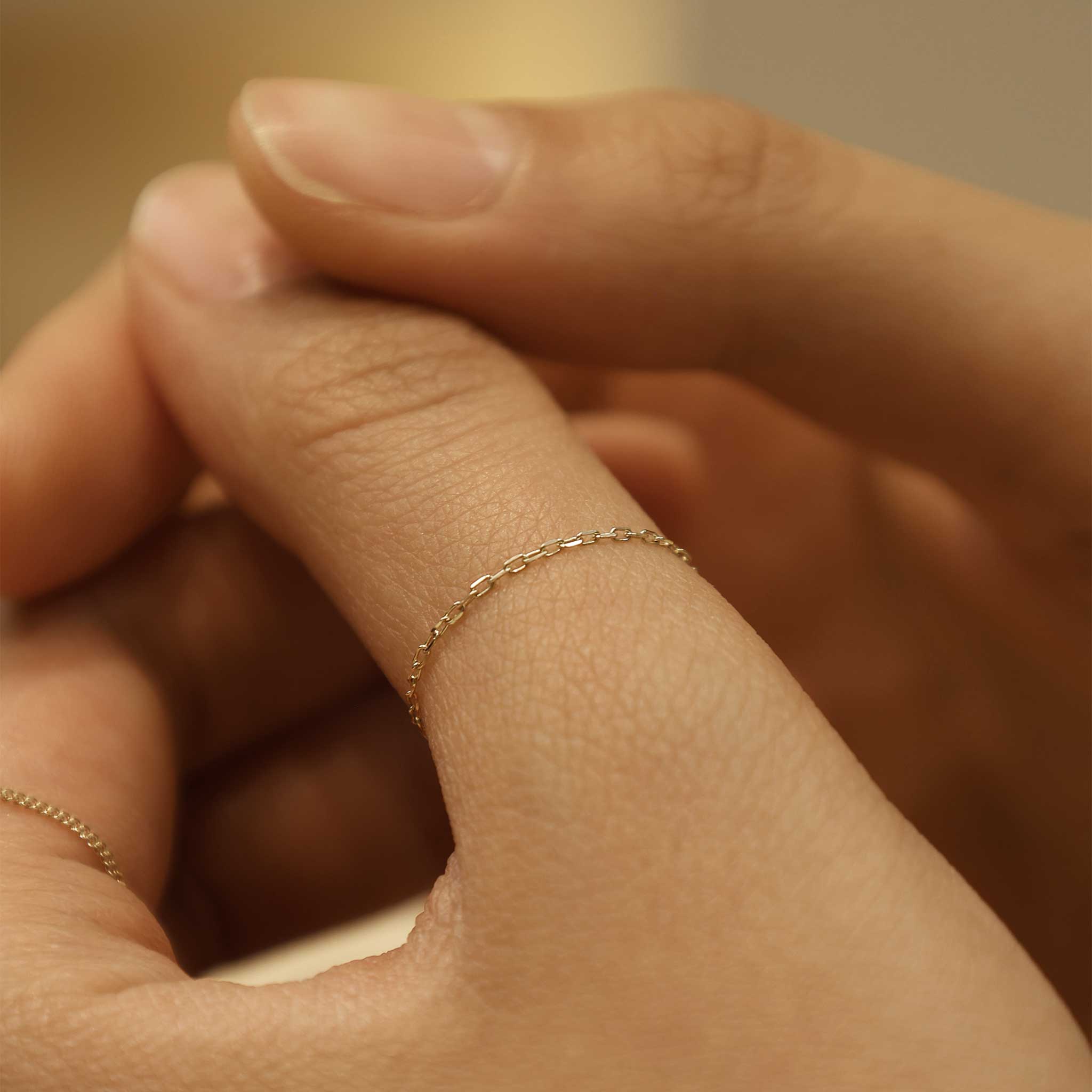 BEATTI Ring No.3 • 14K Gold Chain Ring No.3 • 14K Gold Chain Ring