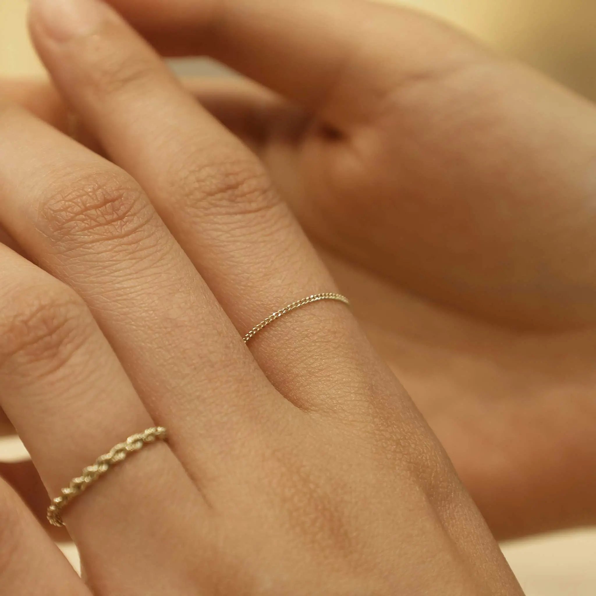 BEATTI Ring Curb • 14K Gold Chain Ring Curb • 14K Gold Chain Ring