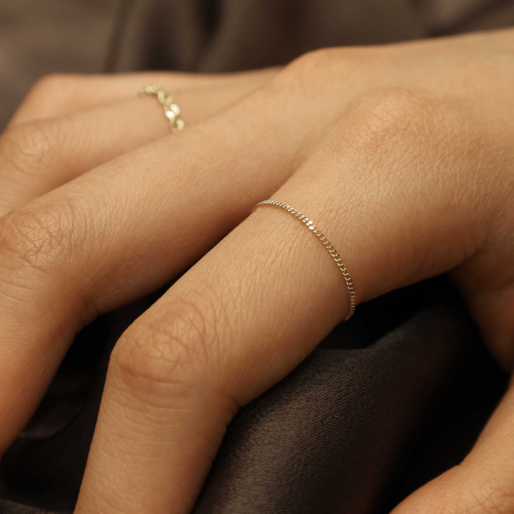 BEATTI Ring Curb • 14K Gold Chain Ring Curb • 14K Gold Chain Ring