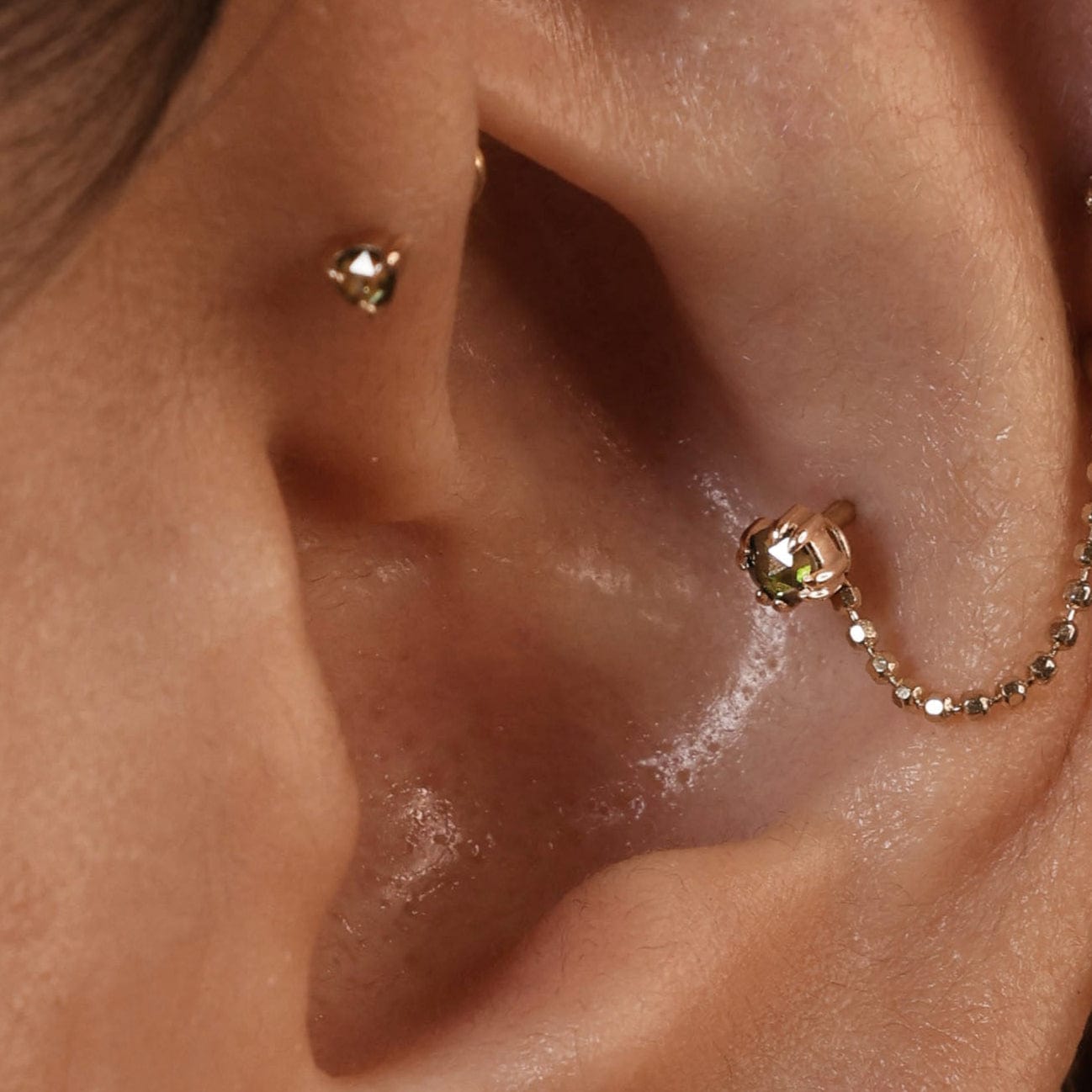BEATTI Threadless Ends 2mm Rose Cut Diamond 3-Prong Flat Back Stud 2mm Rose Cut Diamond 3-Prong Flat Back Stud