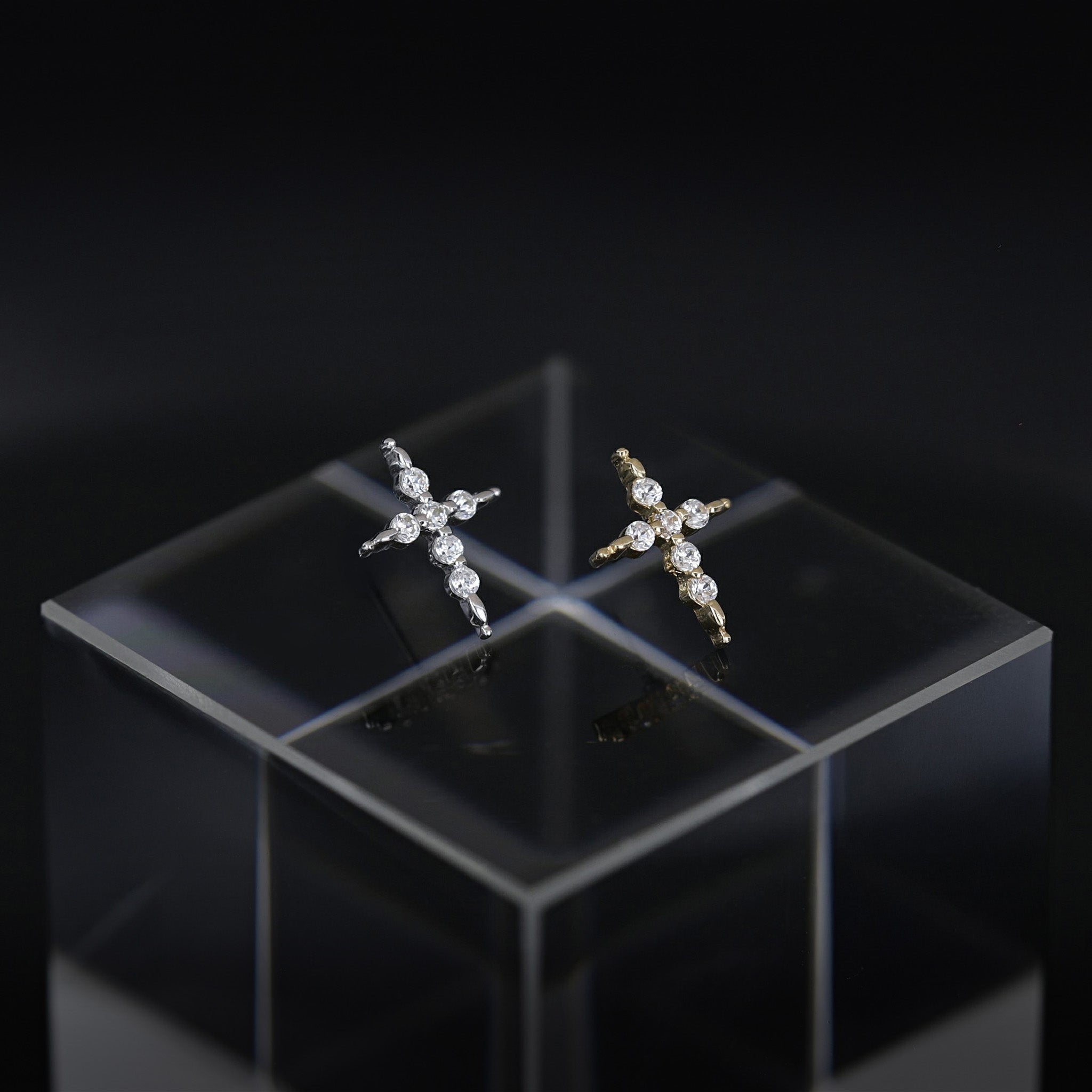 Delicate CZ Cross Flat back stud
