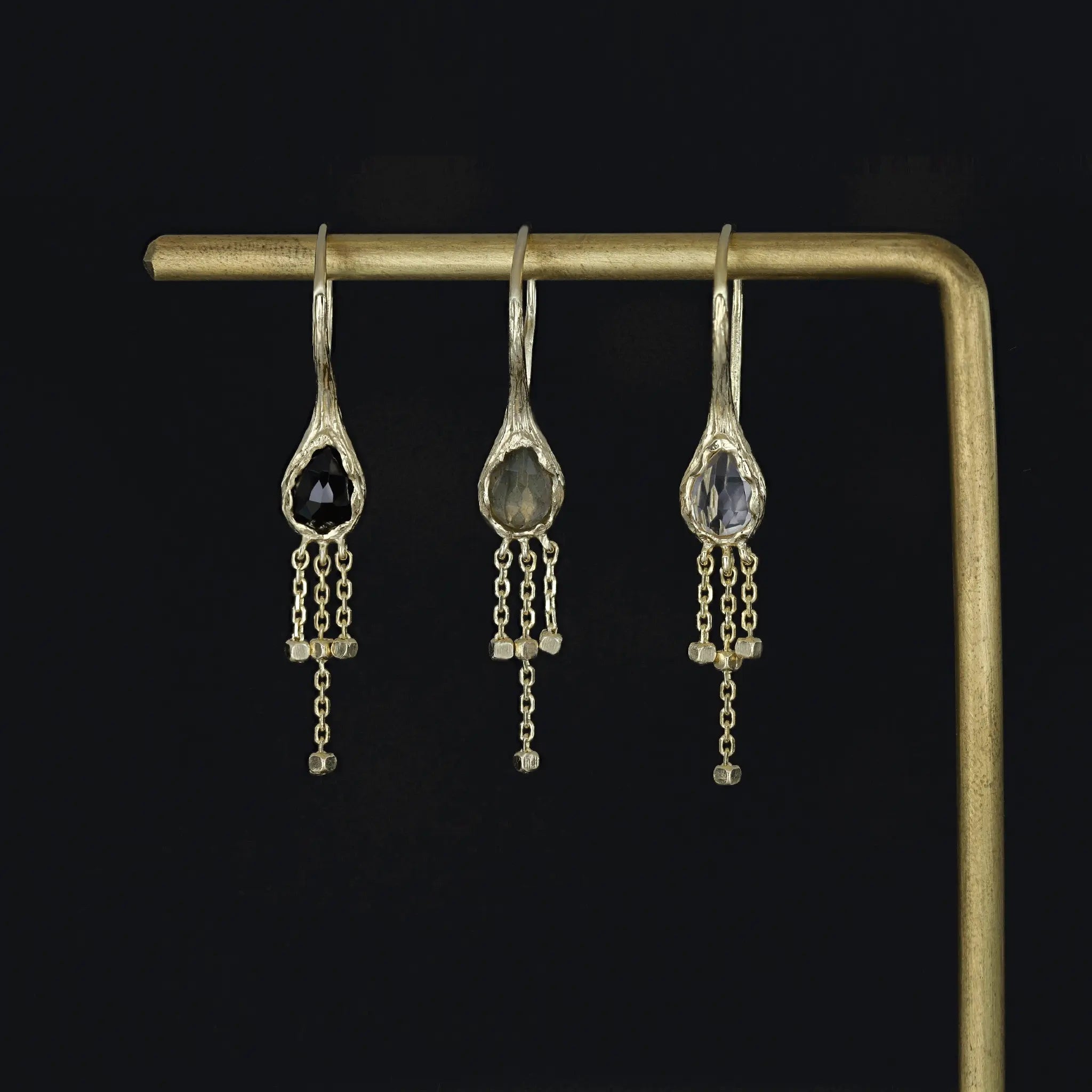 BEATTI Threaders BTE058 • Organic Shape Gemstone Threader Earrings BTE058 • Organic Shape Gemstone Threader Earrings