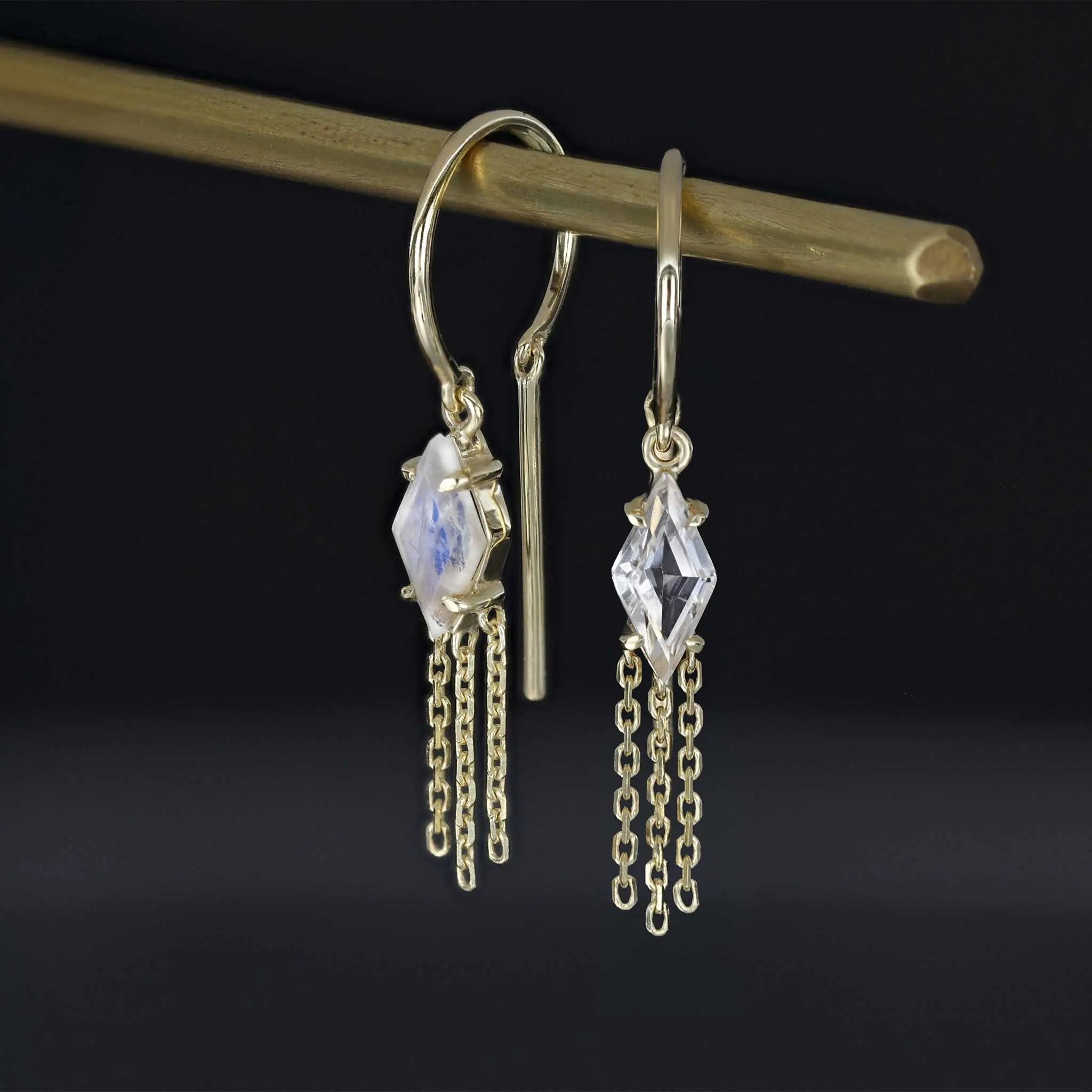 BEATTI Threaders BTE060 • White Topaz Rhombus Tassel Gemstone Threader Earrings BTE060 • White Topaz Rhombus Tassel Gemstone Threader Earrings
