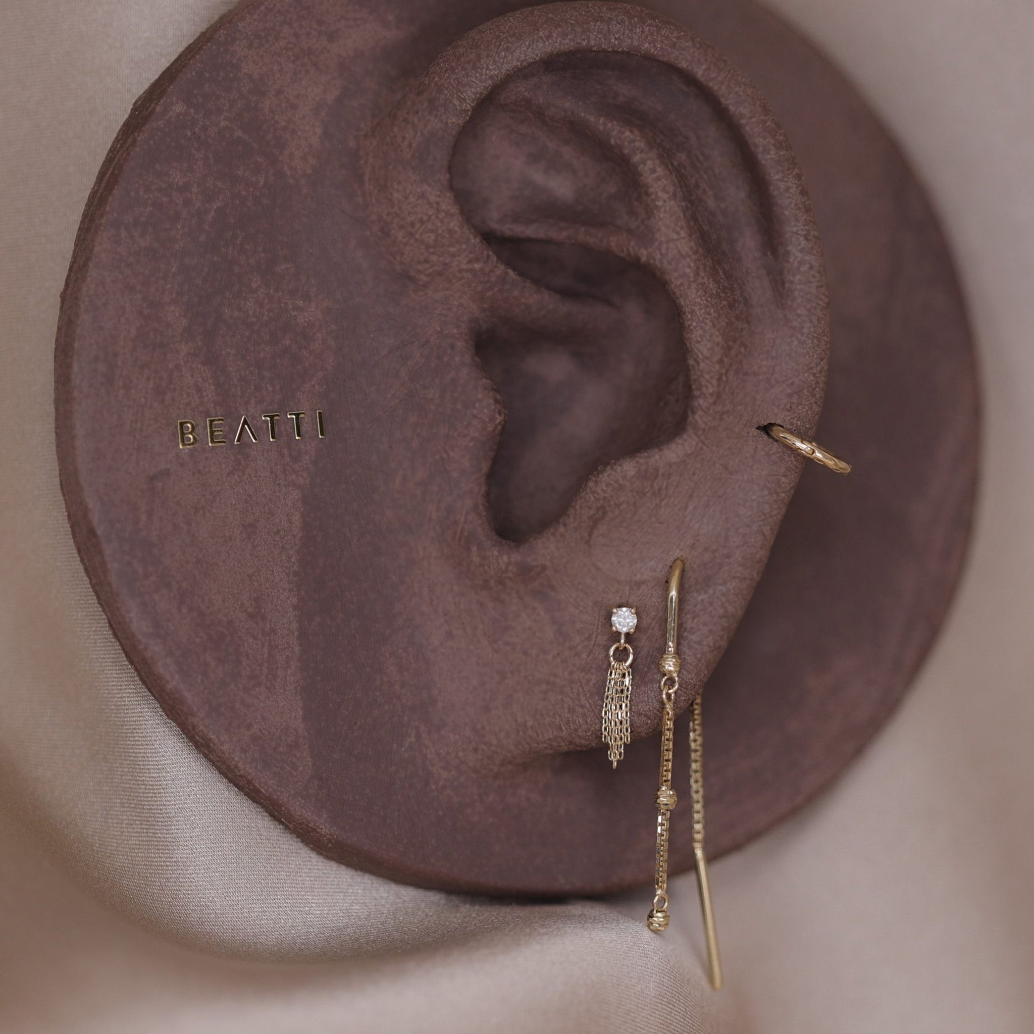 Breeze II • 2mm Rose Cut White Topaz