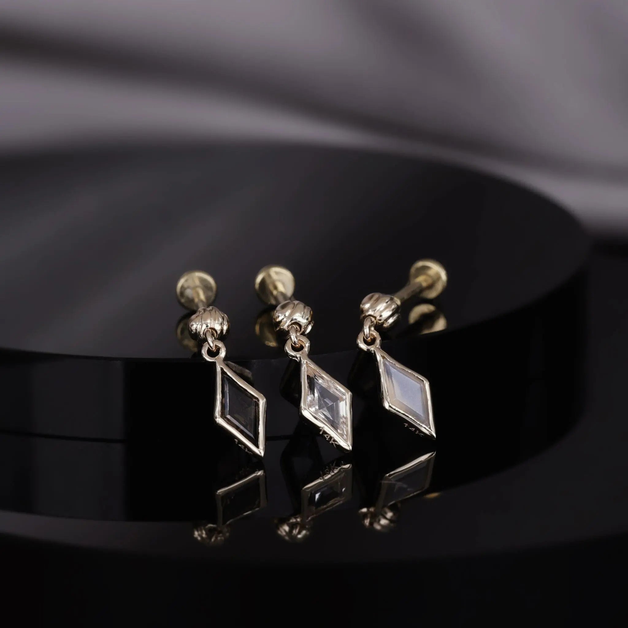 BEATTI Threadless Ends Xena Drop Threadless Flat Back Stud Xena Drop Threadless Flat Back Stud