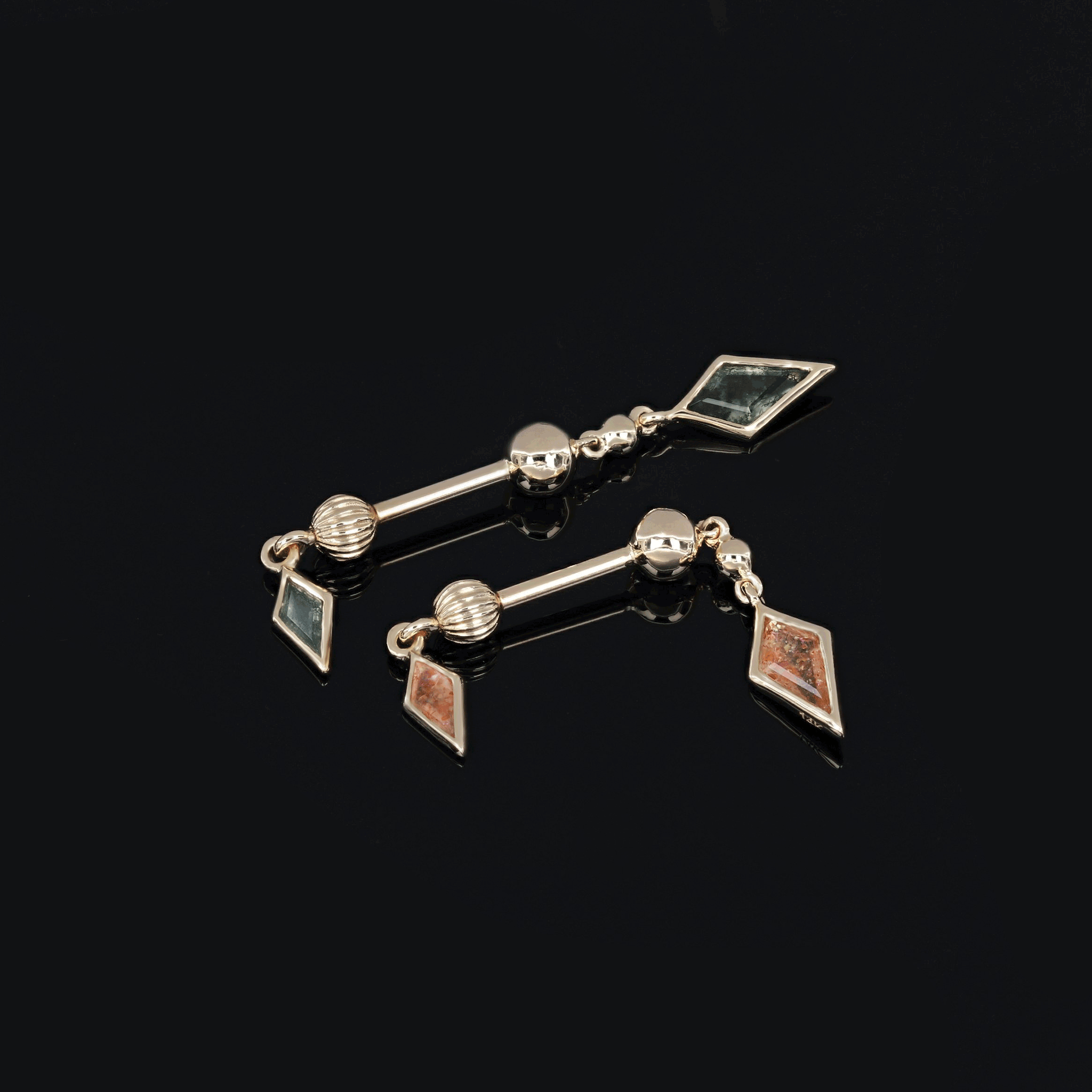 BEATTI Internal Thread Vira • 14K Solid Gold Double Sunstone / Moss Agate Barbell Piercing Vira • 14K Solid Gold Double Sunstone / Moss Agate Barbell Piercing
