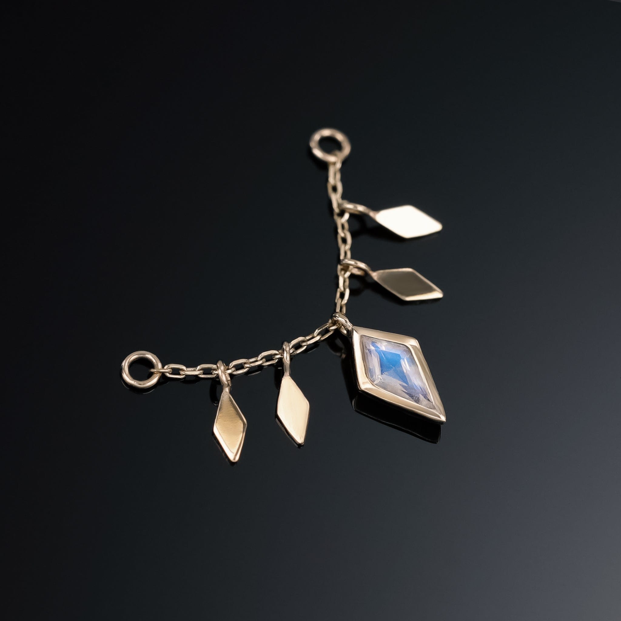 BEATTI Chain Attachments Patra Chain Attachment with Rainbow Moonstone Patra Chain Attachment with Rainbow Moonstone