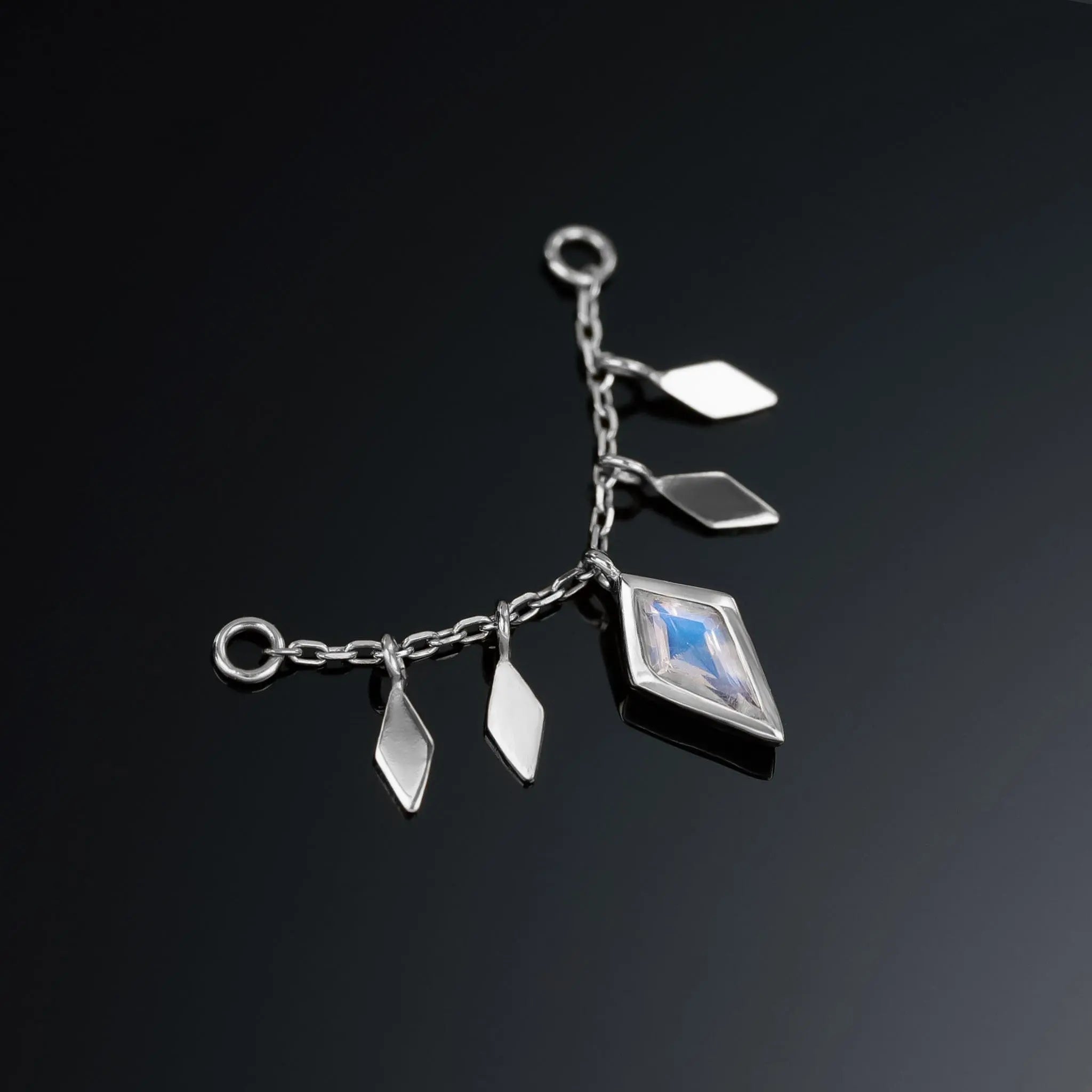 BEATTI Chain Attachments Patra Chain Attachment with Rainbow Moonstone Patra Chain Attachment with Rainbow Moonstone