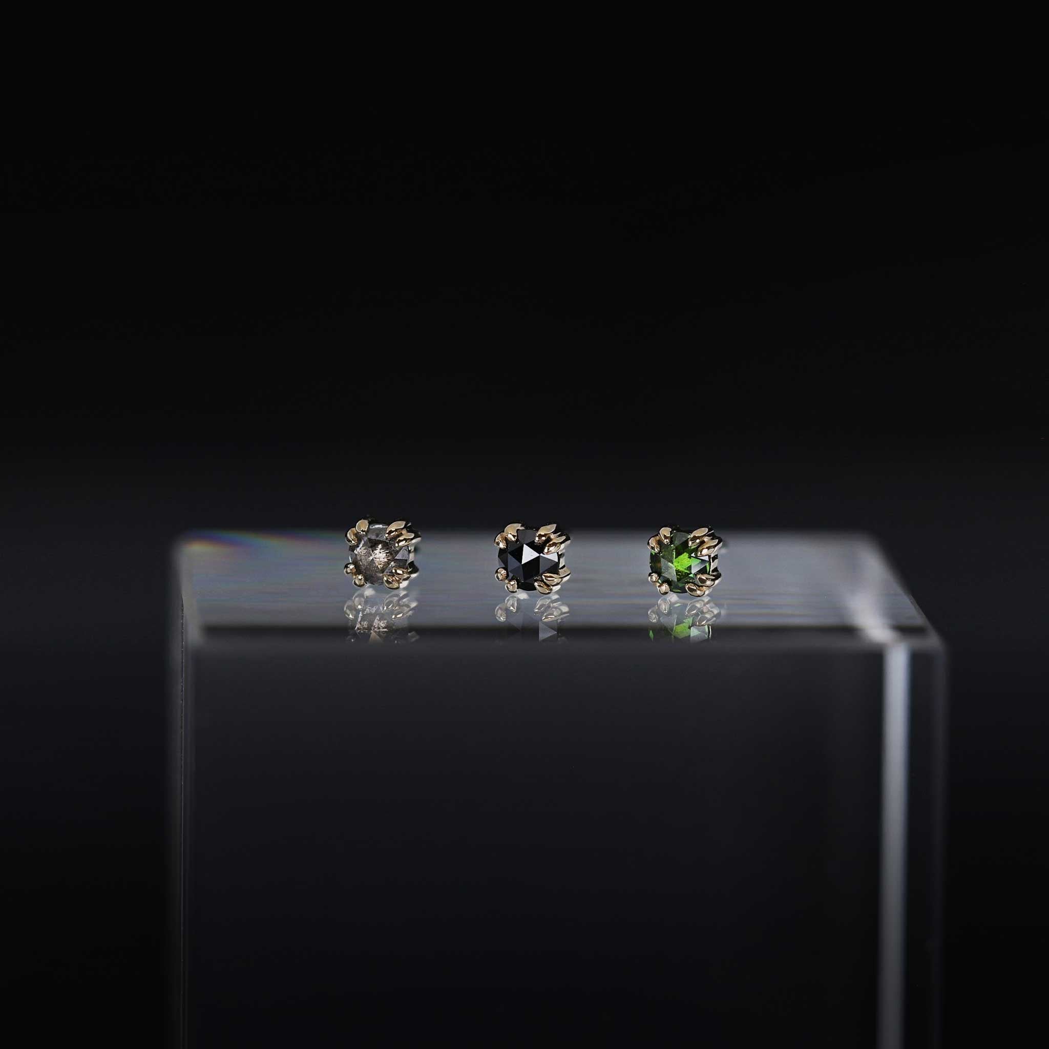 BEATTI Threadless Ends BTPRG074 • 14K Gold Diamond Threadless End BTPRG074 • 14K Gold Diamond Threadless End