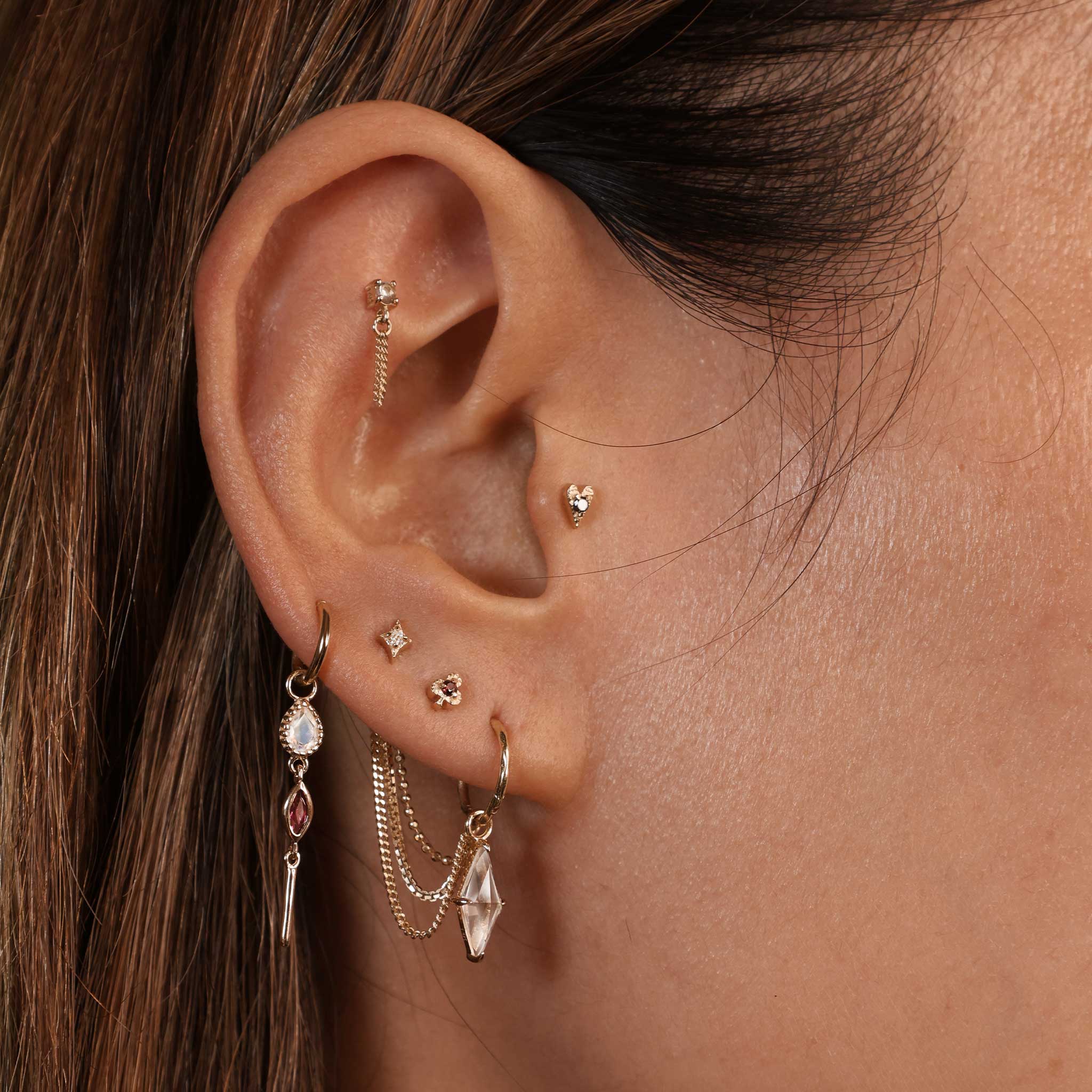 BEATTI Threadless Ends Diamond • Ace of Gems Flatback Stud Diamond • Ace of Gems Flatback Stud