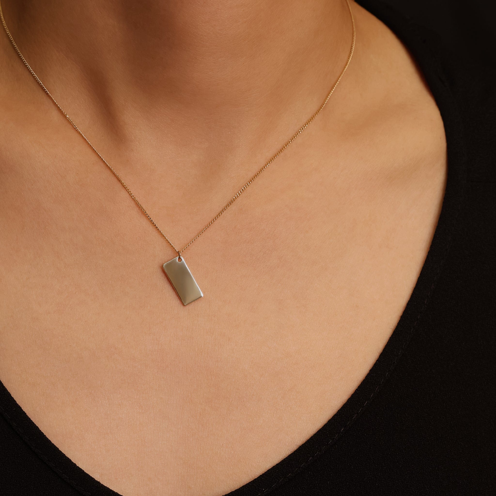 BEATTI Necklace Gold DR108 14K Gold Rectangle Bar Necklace DR108 DR108 14K Gold Rectangle Bar Necklace