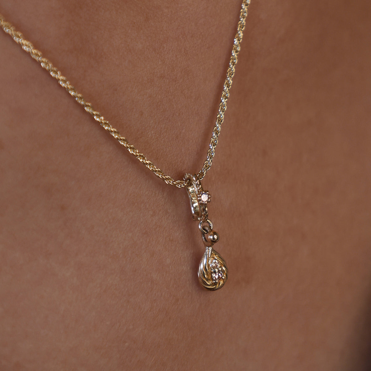 Diamond Sculpted Teardrop Pendant