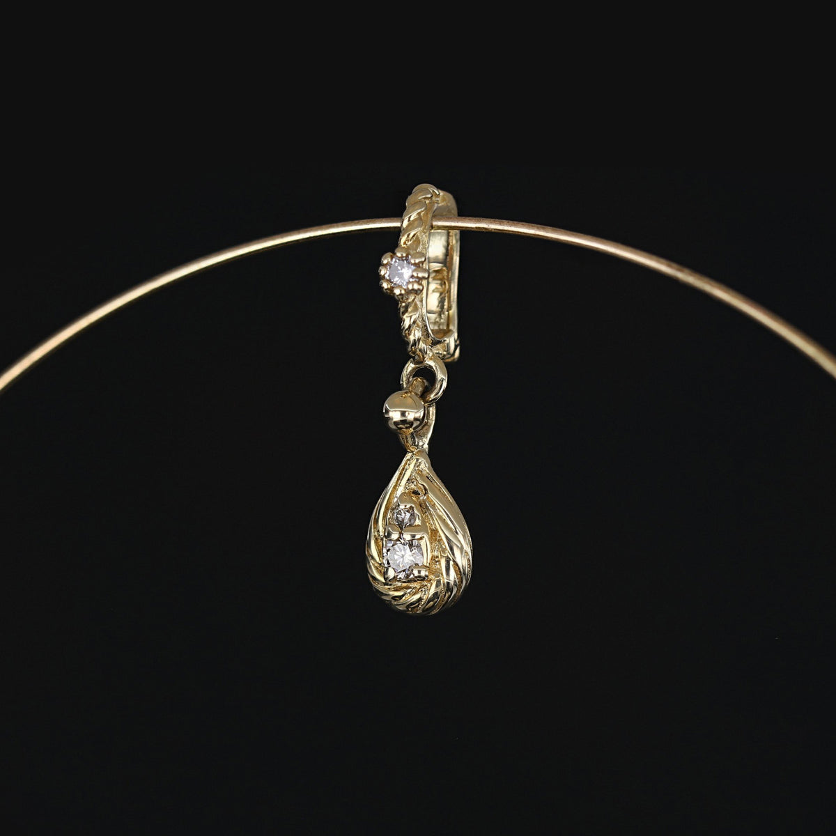 Diamond Sculpted Teardrop Pendant