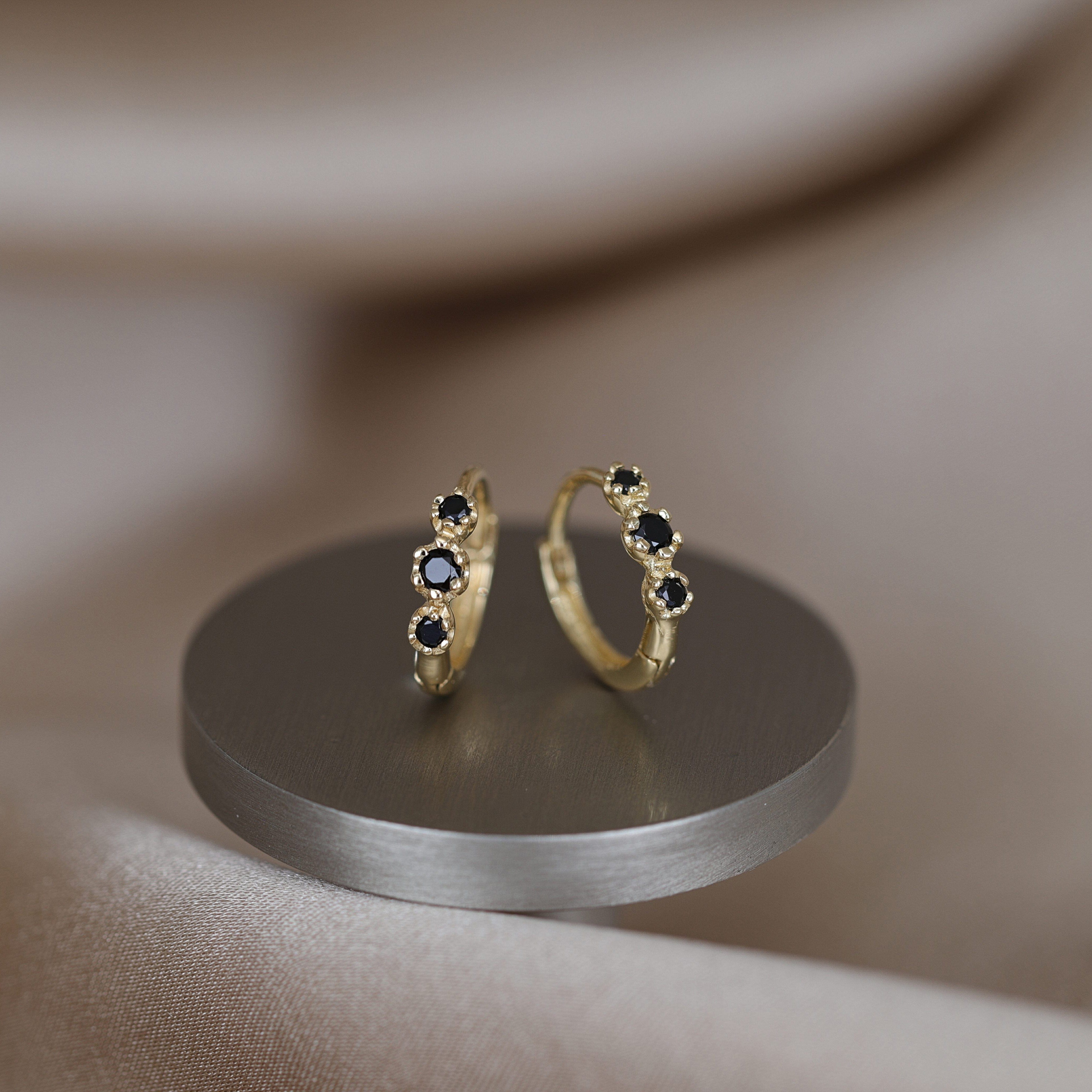 BEATTI Hoops Gold / Black Spinel Sample Sale • Triple Natural Gemstone Huggie Hoop YG SS25 SS25 EA 016 SV SLB Sample Sale • Triple Natural Gemstone Huggie Hoop YG SS25