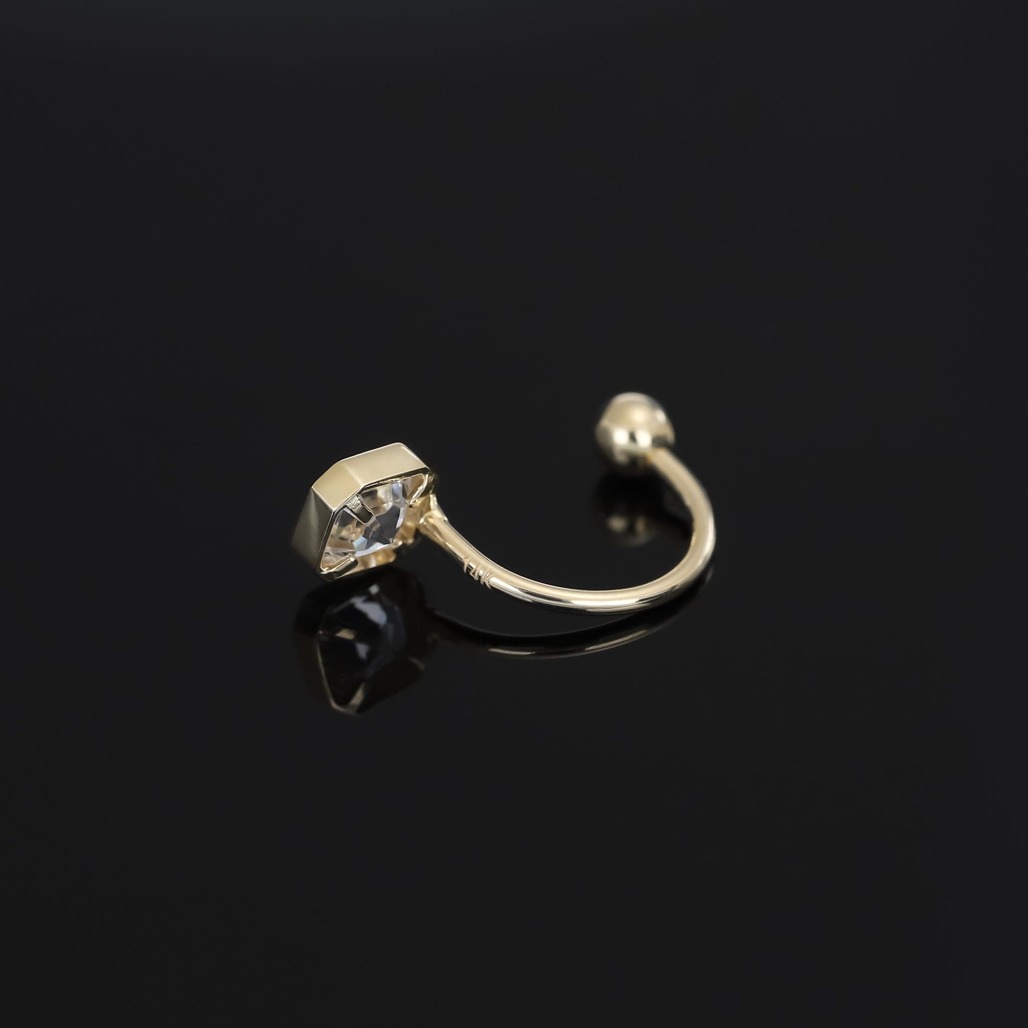 BEATTI Hoops Emerald-Cut CZ Screw Ball Back Open Huggie Hoop Emerald-Cut CZ Screw Ball Back Open Huggie Hoop