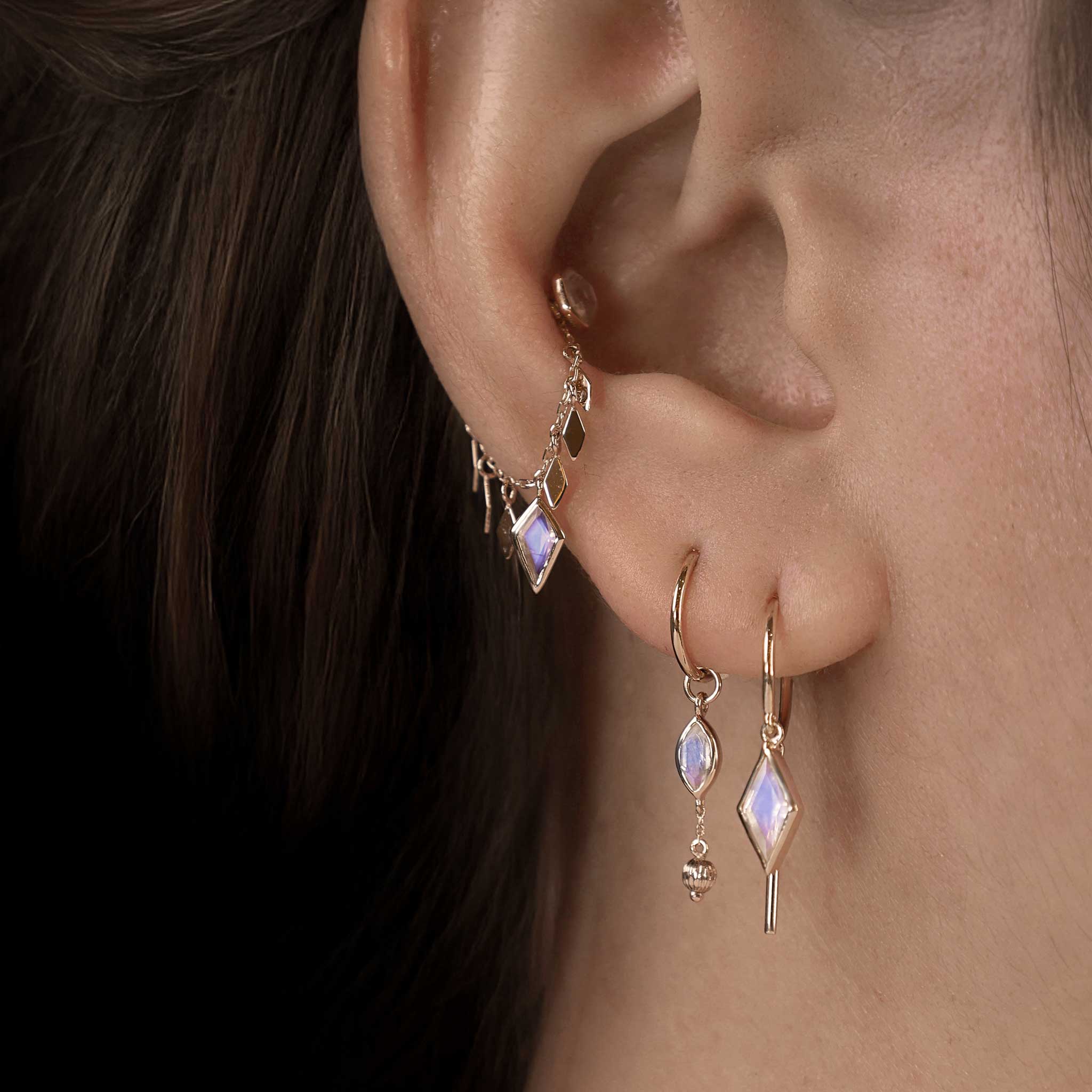 BEATTI Threaders BTE061 • Rainbow Moonstone Rhombus Gemstone Threader Hoop Earrings BTE061 • Rainbow Moonstone Rhombus Gemstone Threader Hoop Earrings
