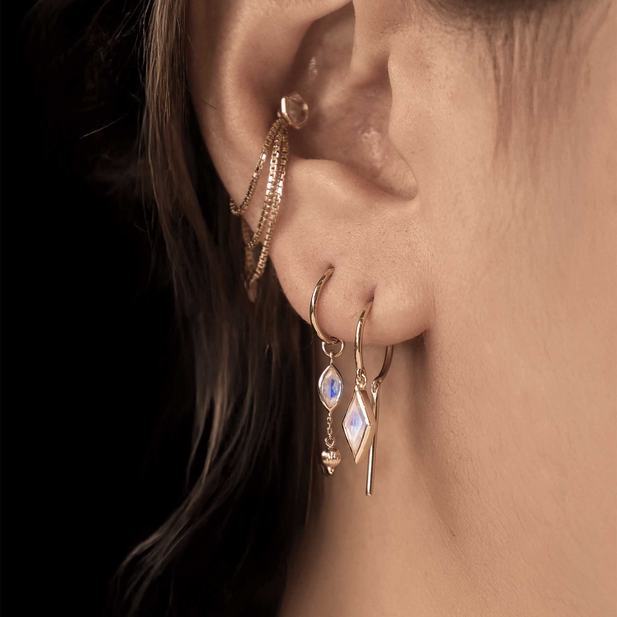 BEATTI Threaders BTE061 • Rainbow Moonstone Rhombus Gemstone Threader Hoop Earrings BTE061 • Rainbow Moonstone Rhombus Gemstone Threader Hoop Earrings