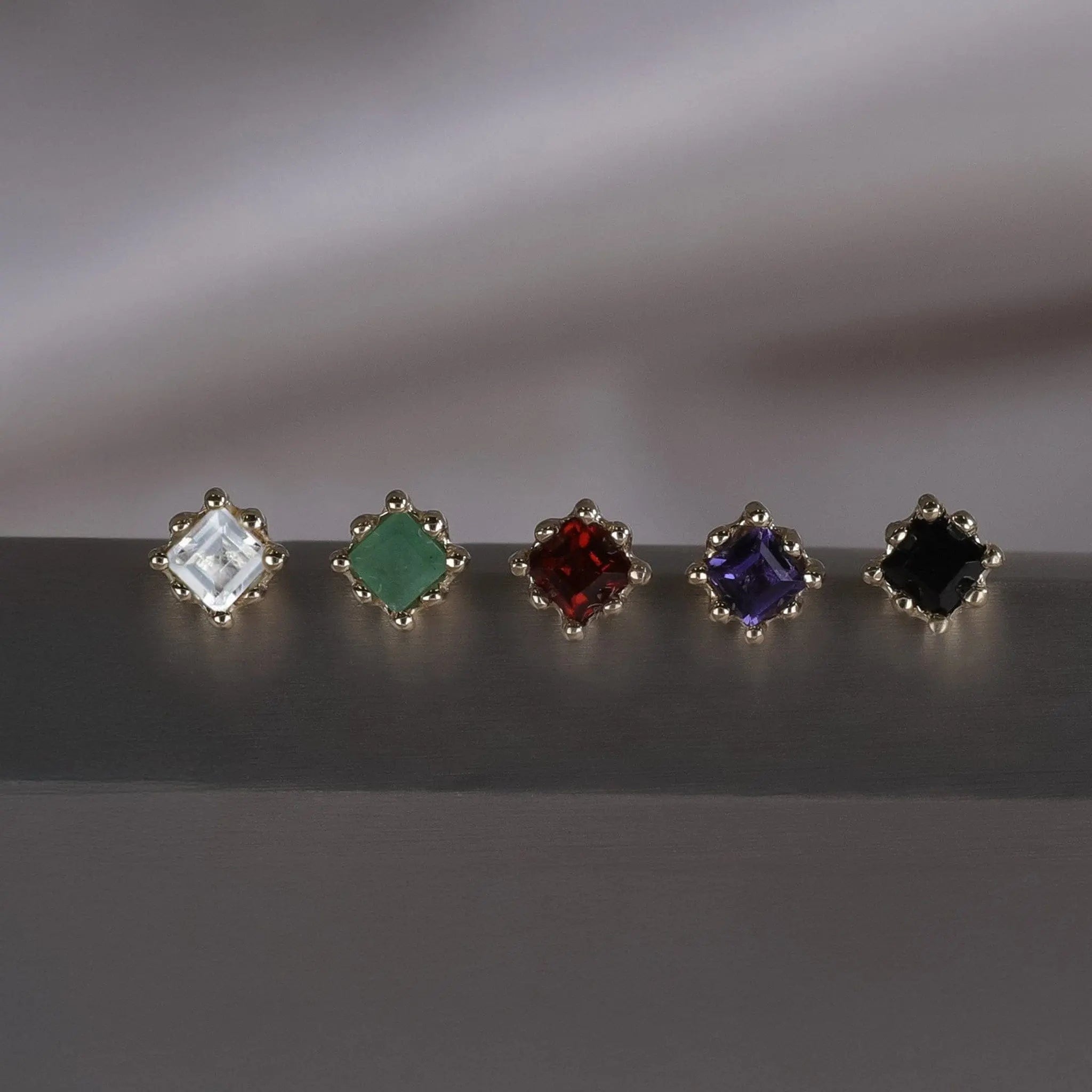 BEATTI Threadless Ends Mona • Natural Gemstone Threadless Ends 925 Silver/Titanium Mona • Natural Gemstone Threadless Ends 925 Silver/Titanium