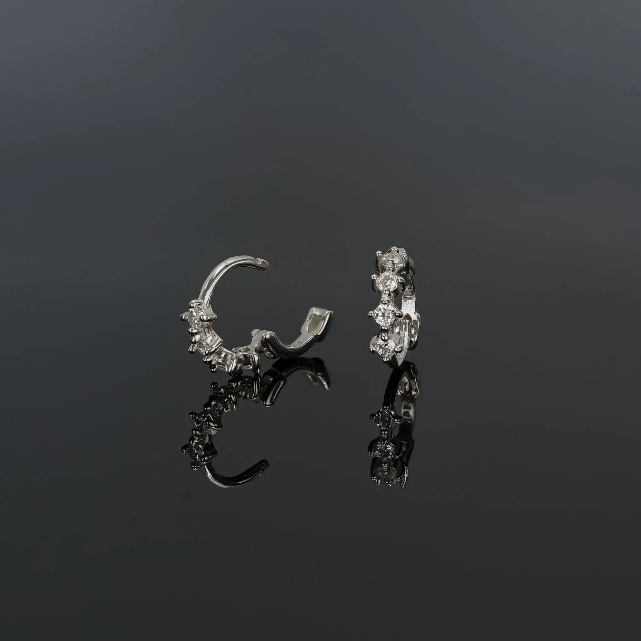 BEATTI Hoops Mini Crown CZ Huggie Mini Crown CZ Huggie