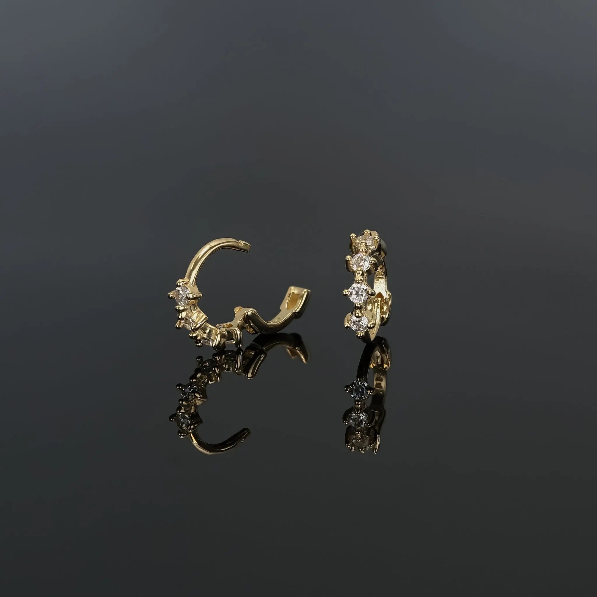 BEATTI Hoops Mini Crown CZ Huggie Mini Crown CZ Huggie