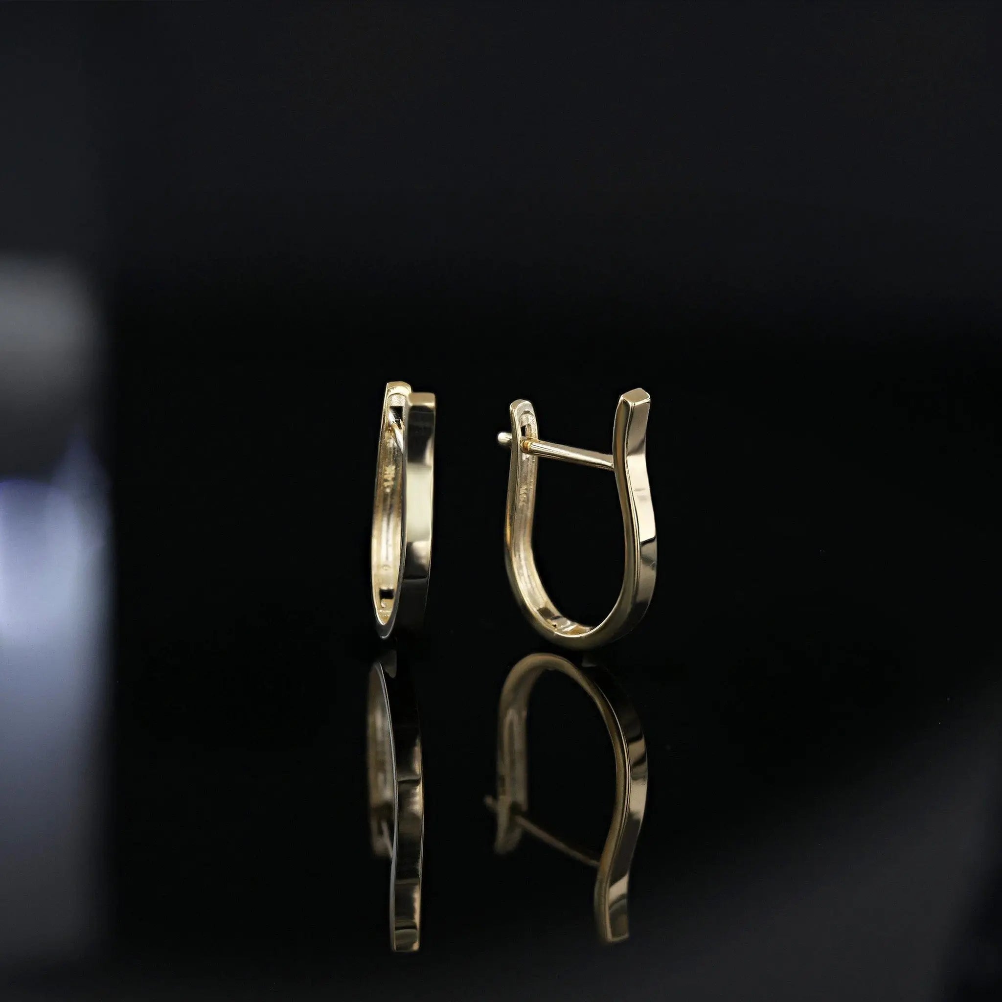 BEATTI Hoops OR46791 • 14k Gold Hoop Earring OR46791 • 14k Gold Hoop Earring