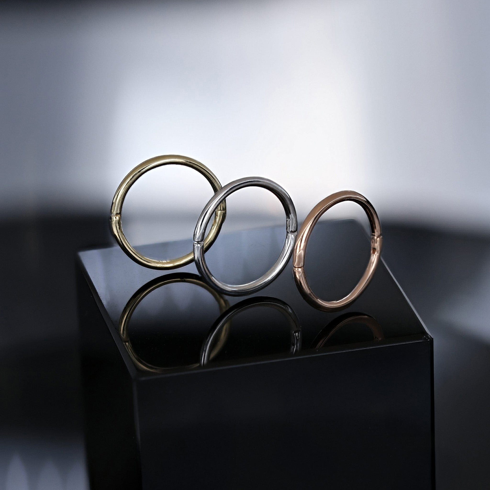 BEATTI Hoops Minimal Thin Hoop Ring 18G Minimal Thin Hoop Ring 18G