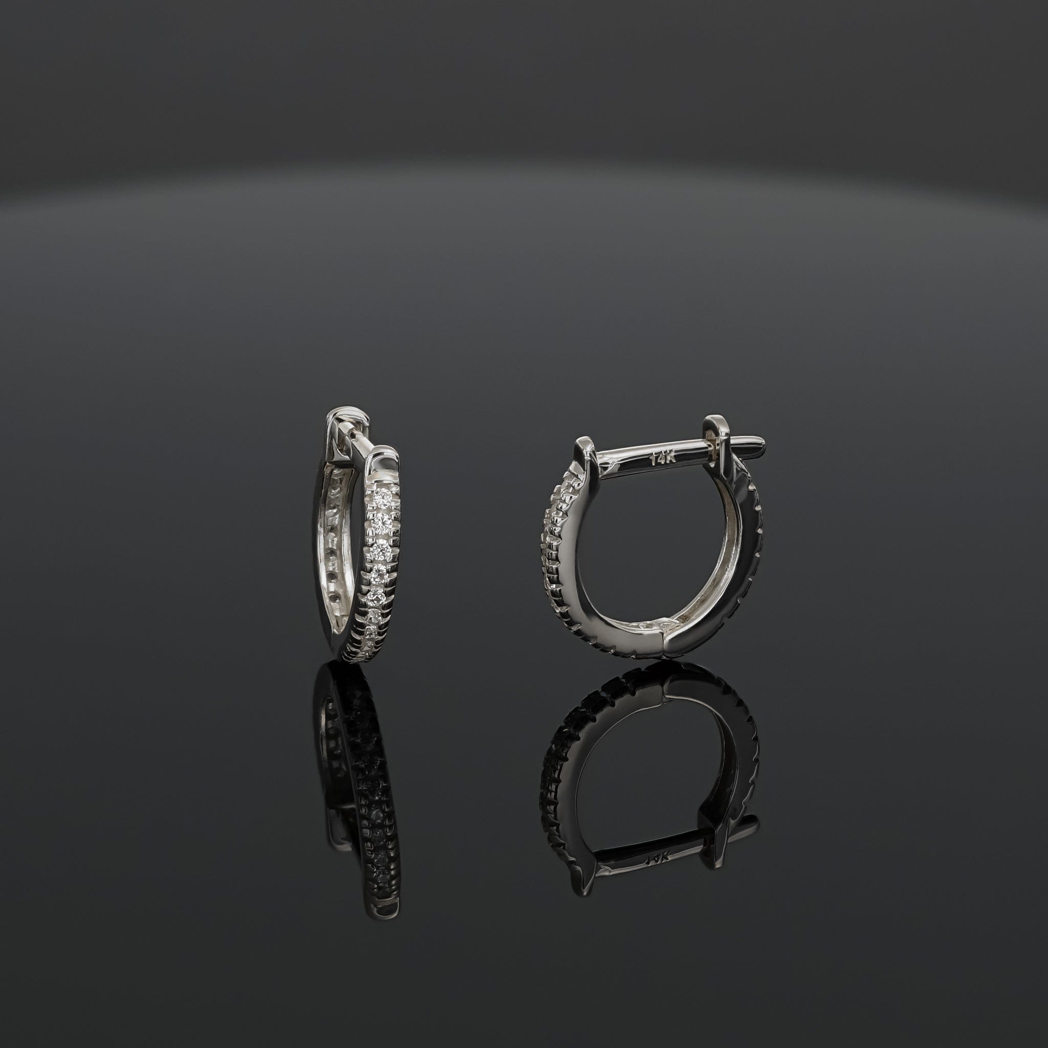 BEATTI Hoops Pavé CZ Classic Hinge Hoop Pavé CZ Classic Hinge Hoop