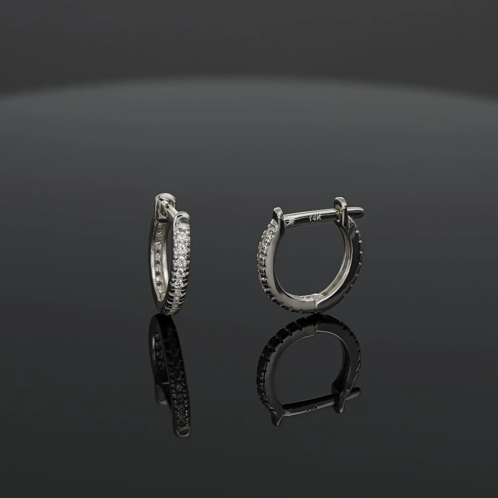 BEATTI Hoops Pavé CZ Classic Hinge Hoop Pavé CZ Classic Hinge Hoop