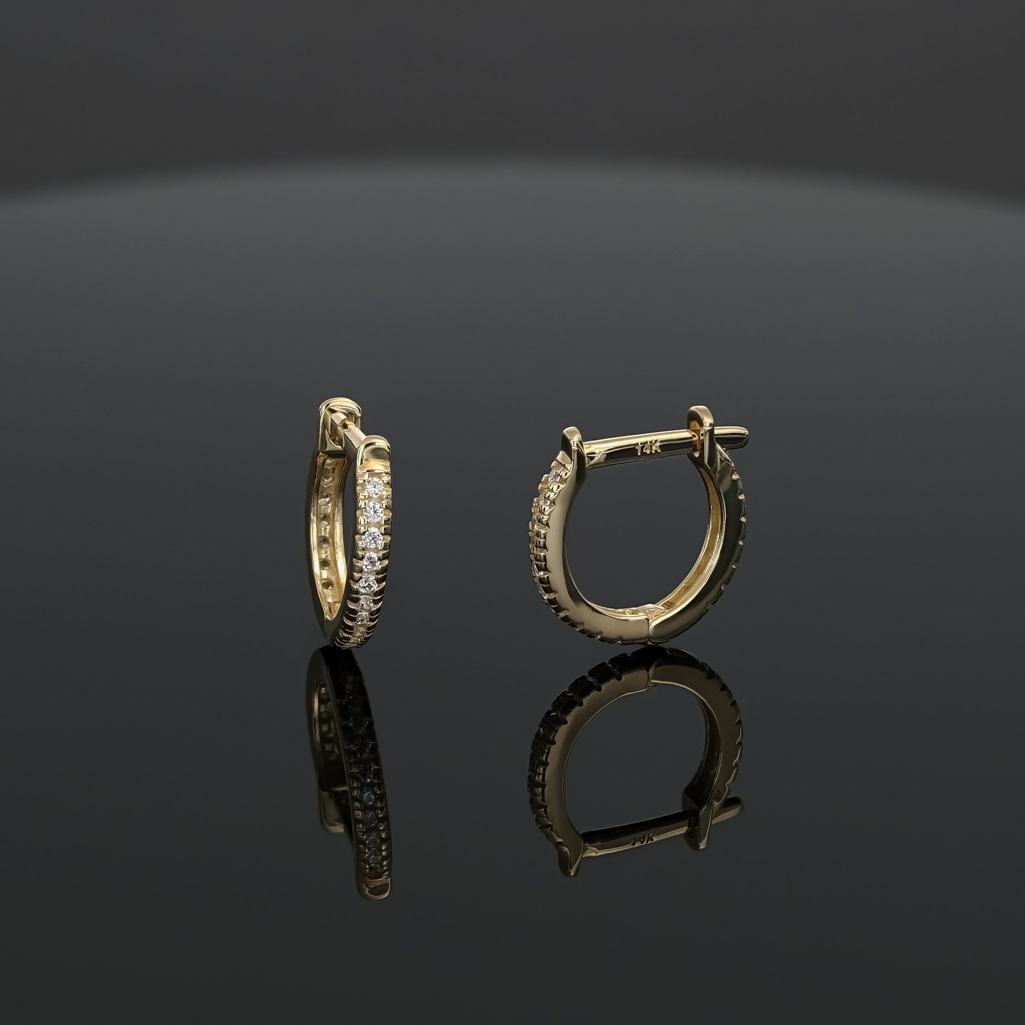 BEATTI Hoops Pavé CZ Classic Hinge Hoop Pavé CZ Classic Hinge Hoop