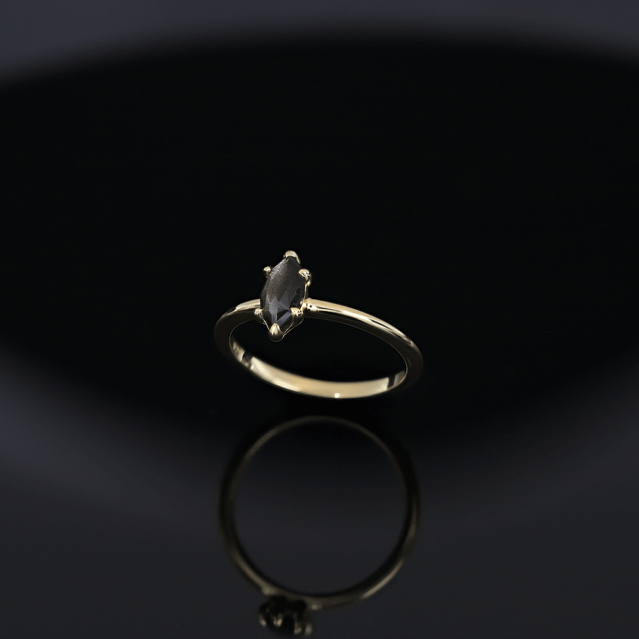 BEATTI Ring 01 _ Gemstone Ring 01 _ Gemstone Ring