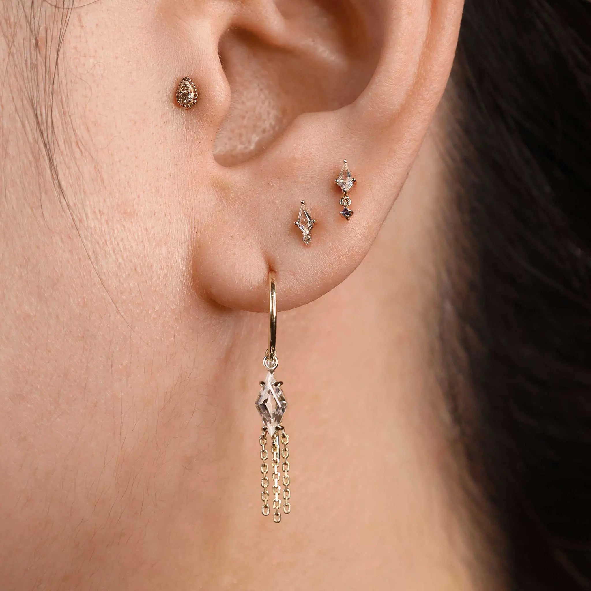 BEATTI Threaders BTE060 • White Topaz Rhombus Tassel Gemstone Threader Earrings BTE060 • White Topaz Rhombus Tassel Gemstone Threader Earrings