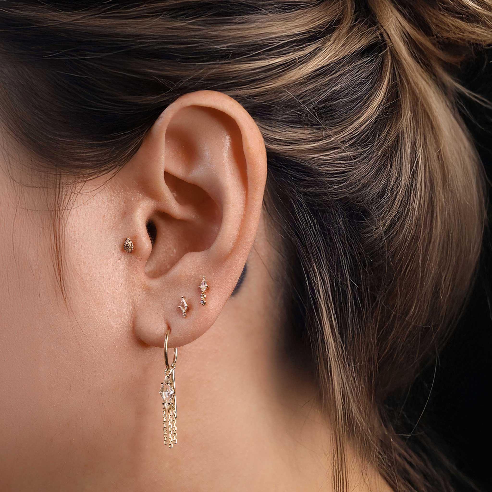 BEATTI Threaders BTE060 • White Topaz Rhombus Tassel Gemstone Threader Earrings BTE060 • White Topaz Rhombus Tassel Gemstone Threader Earrings