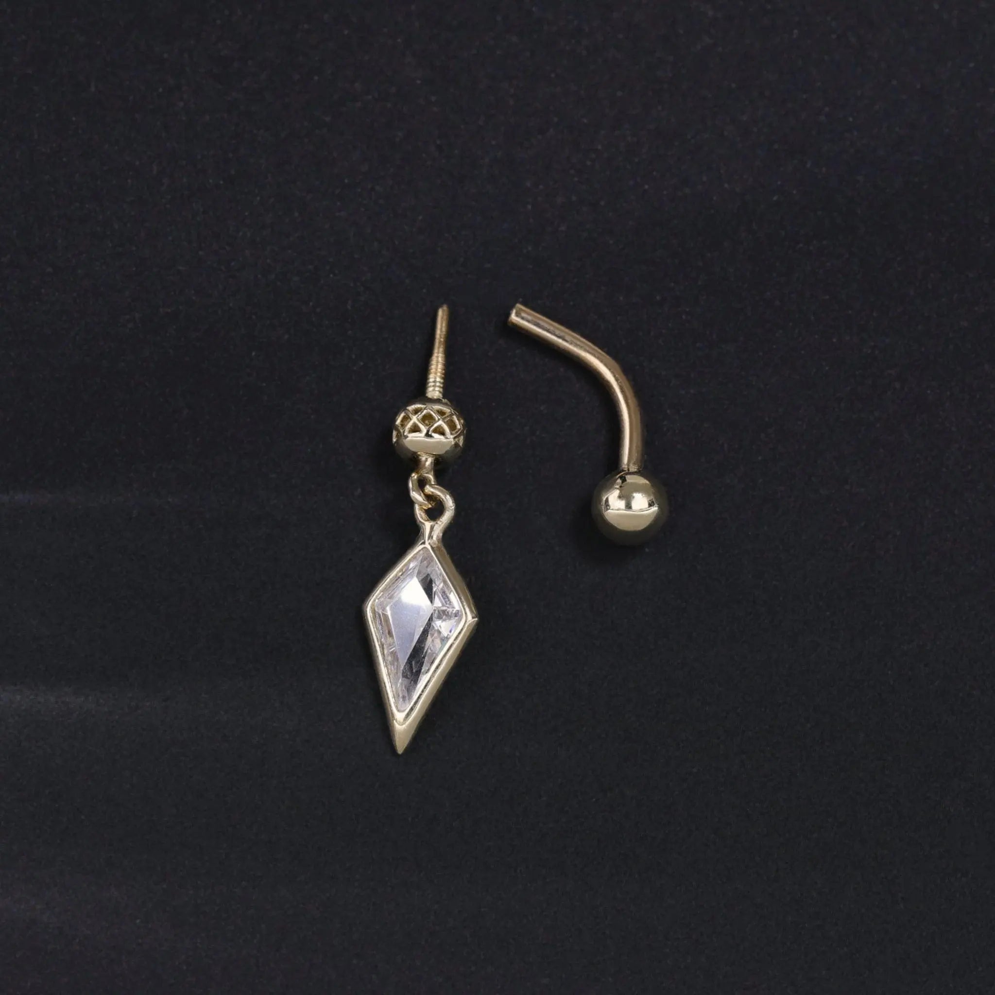 BEATTI Barbell Riké • Internally Threaded Ball End in Curved Bar Riké • Internally Threaded Ball End in Curved Bar