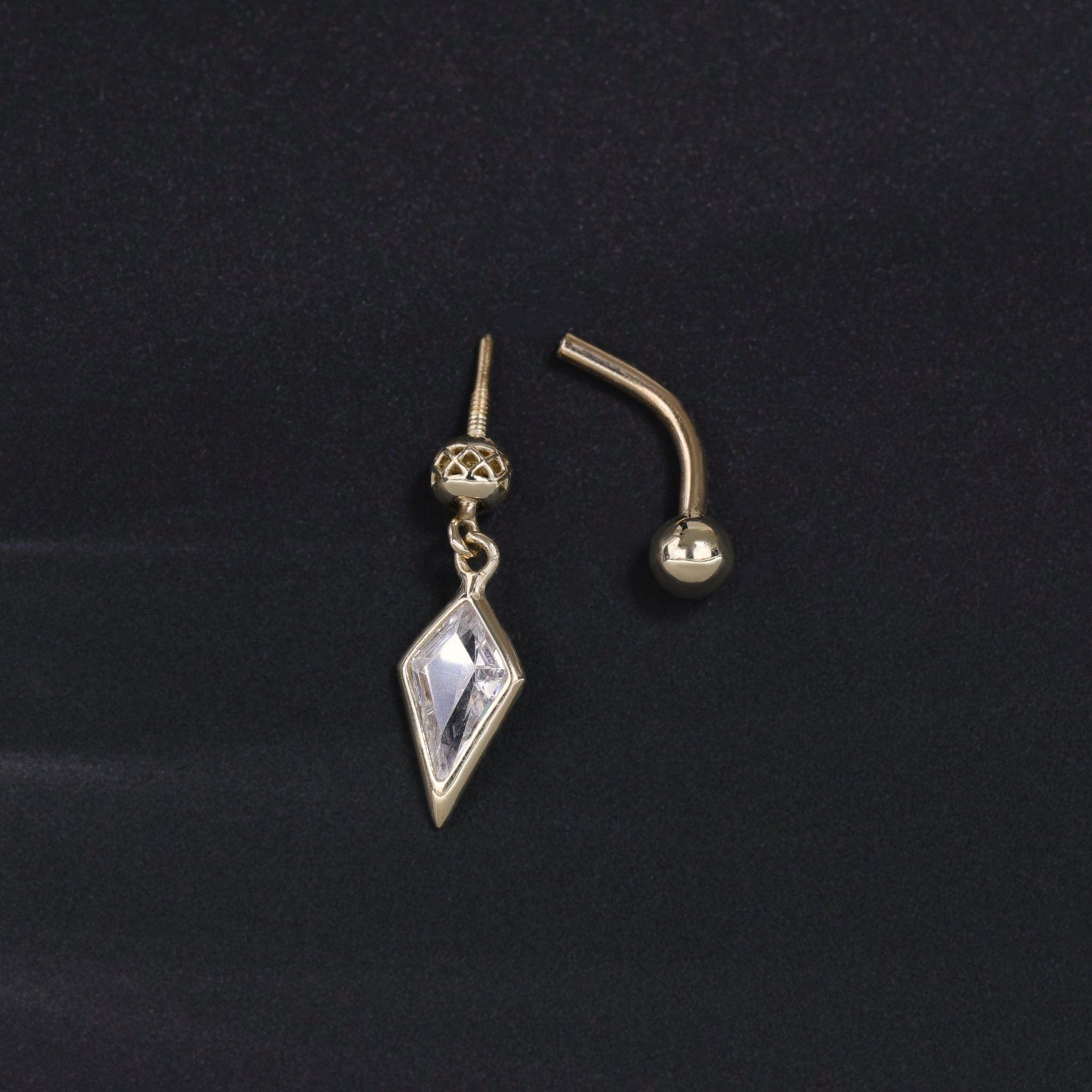 BEATTI Barbell Riké • Internally Threaded Ball End in Curved Bar Riké • Internally Threaded Ball End in Curved Bar