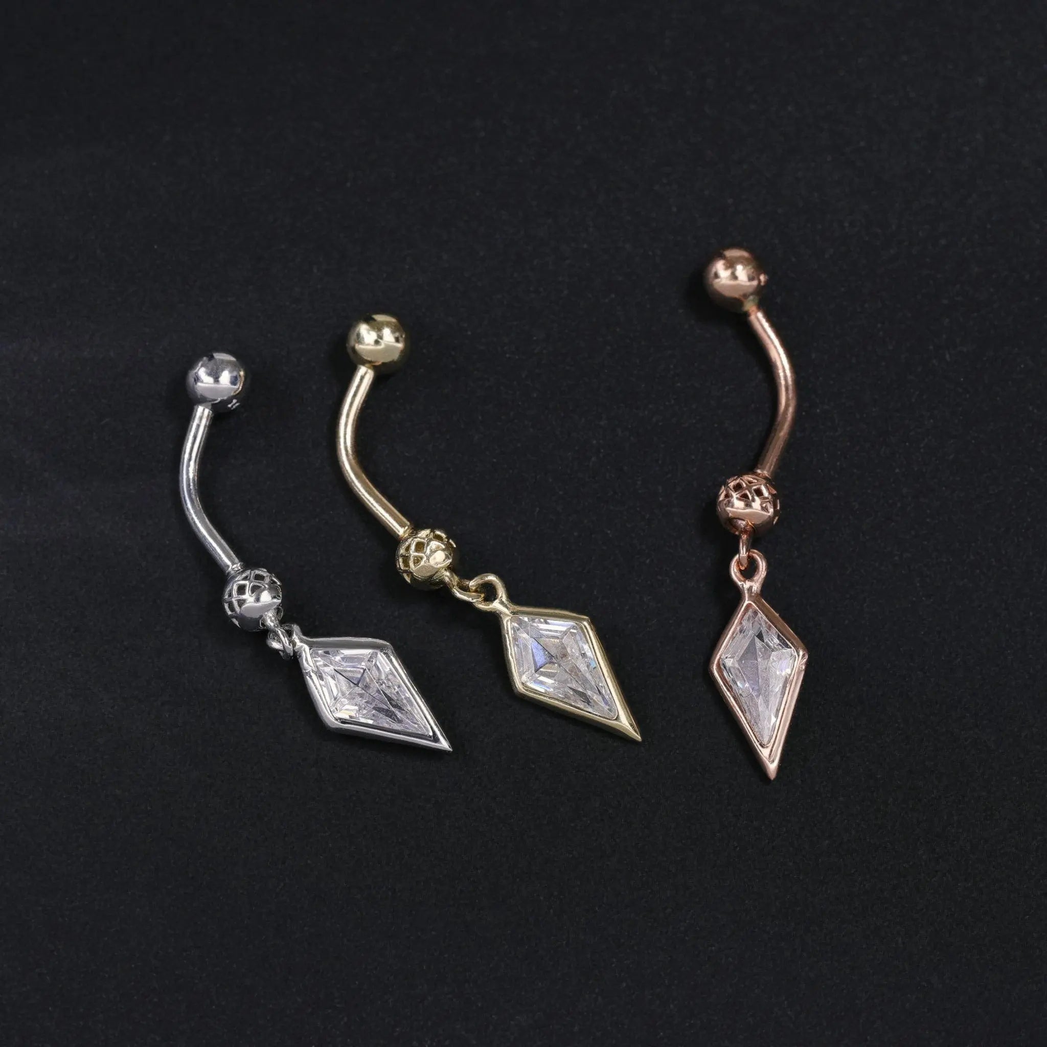 BEATTI Barbell Riké • Internally Threaded Ball End in Curved Bar Riké • Internally Threaded Ball End in Curved Bar