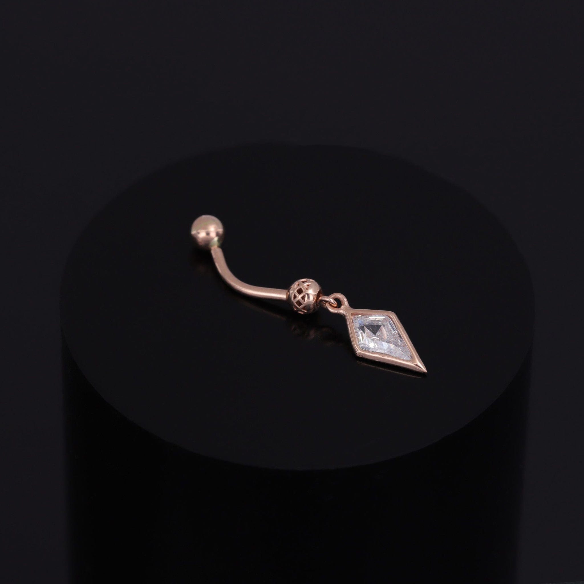 BEATTI Barbell Riké • Internally Threaded Ball End in Curved Bar Riké • Internally Threaded Ball End in Curved Bar