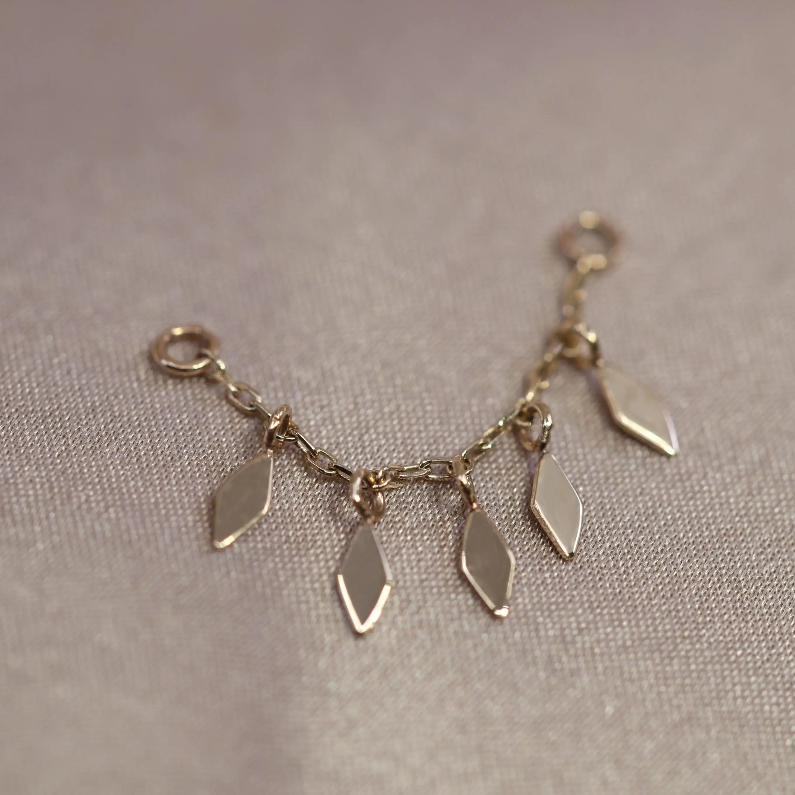 BEATTI Chain Attachments Gold 14k Gold Rhombus Charms Chain BTFG012_JGF 14k Gold Rhombus Charms Chain