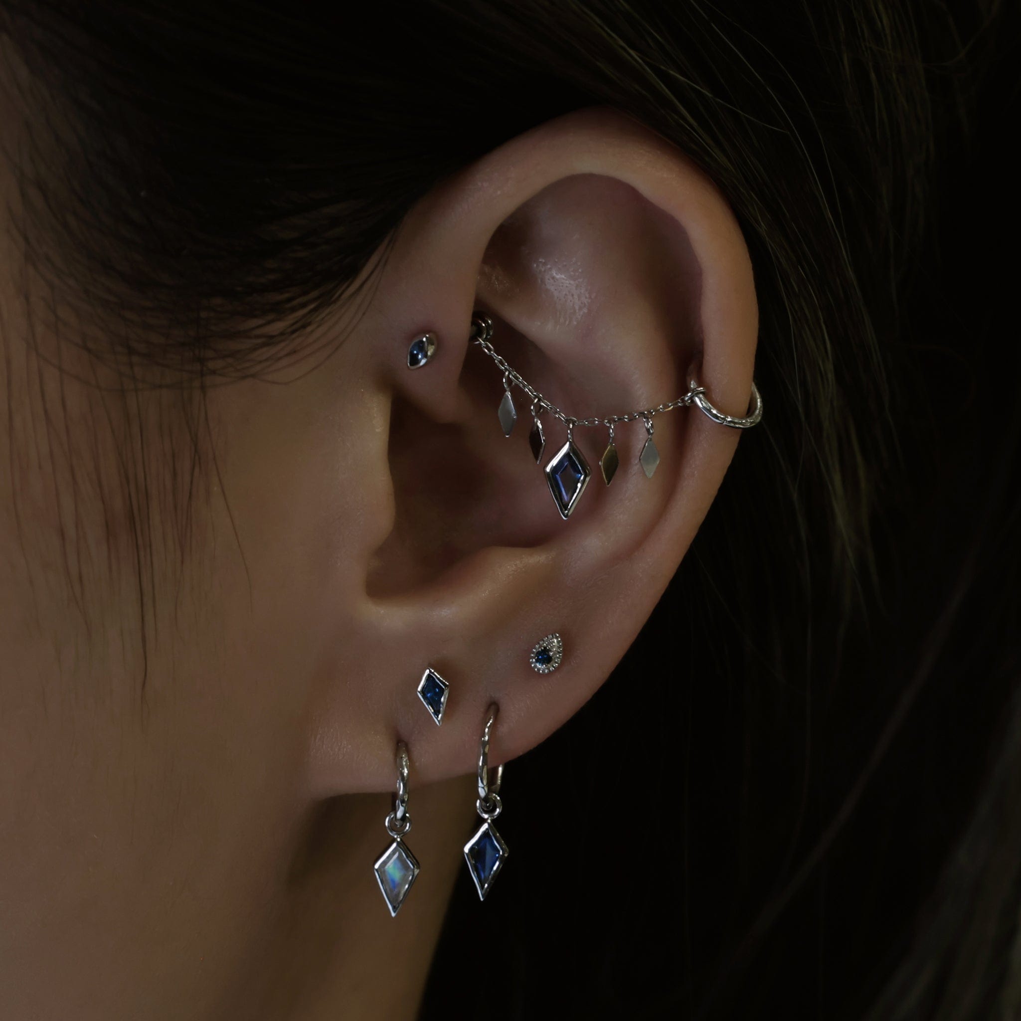 BEATTI Chain Attachments White Gold Patra Chain Attachment • London Blue Topaz BTFG012 TBL Patra Chain Attachment • London Blue Topaz