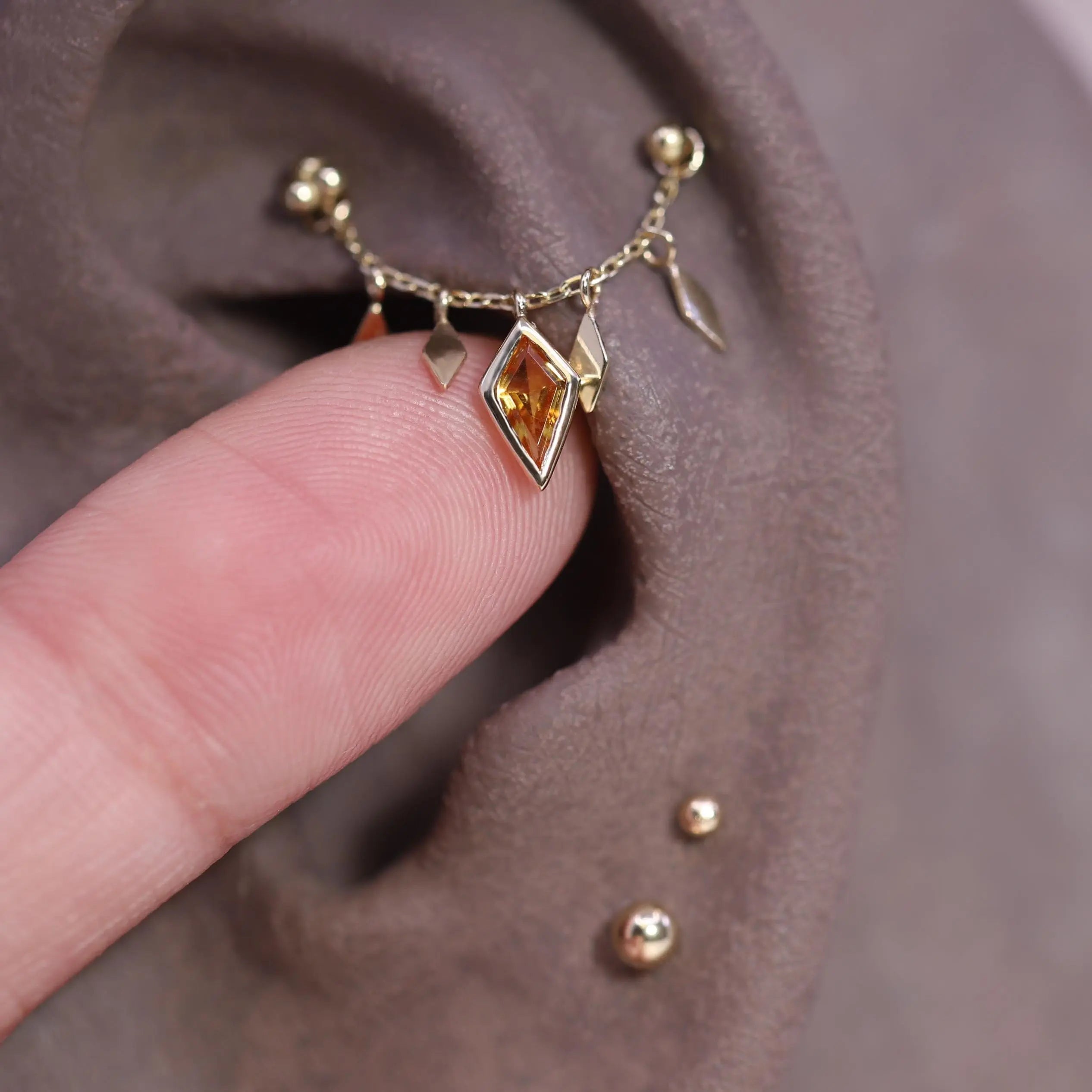 BEATTI Chain Attachments Gold Patra Chain Attachment with Citrine BTFG012 CD Patra Chain Attachment with Citrine